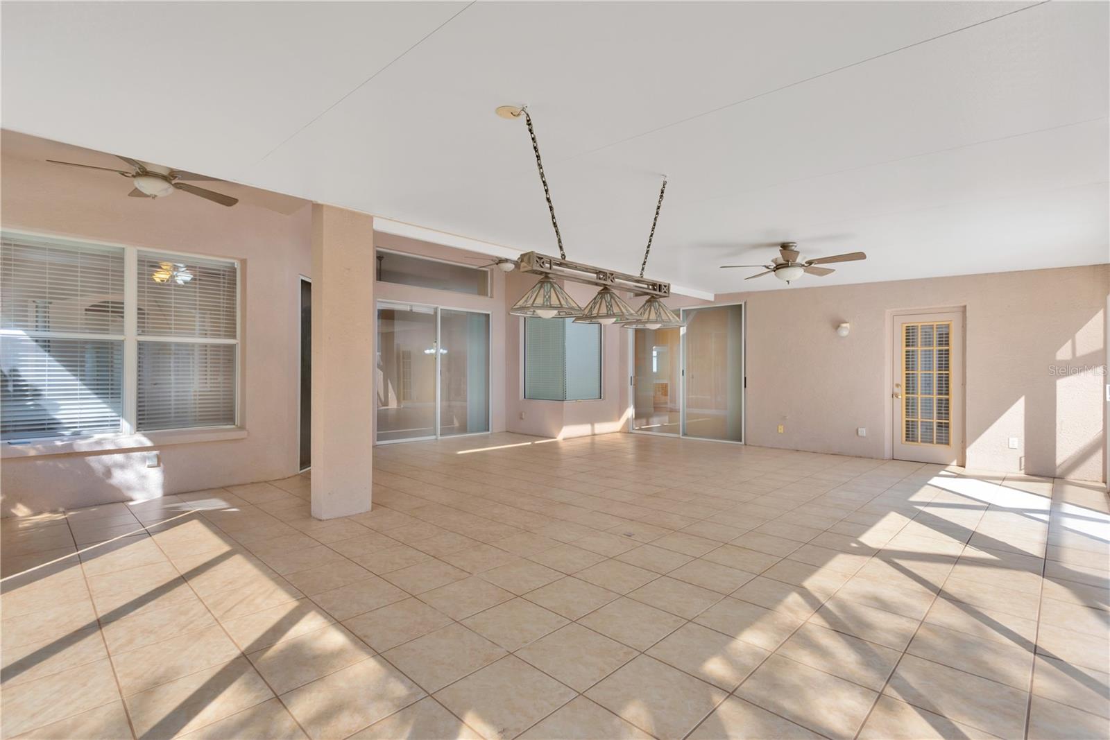 16315 SAMBOURNE LN, TAMPA, FL, 33647