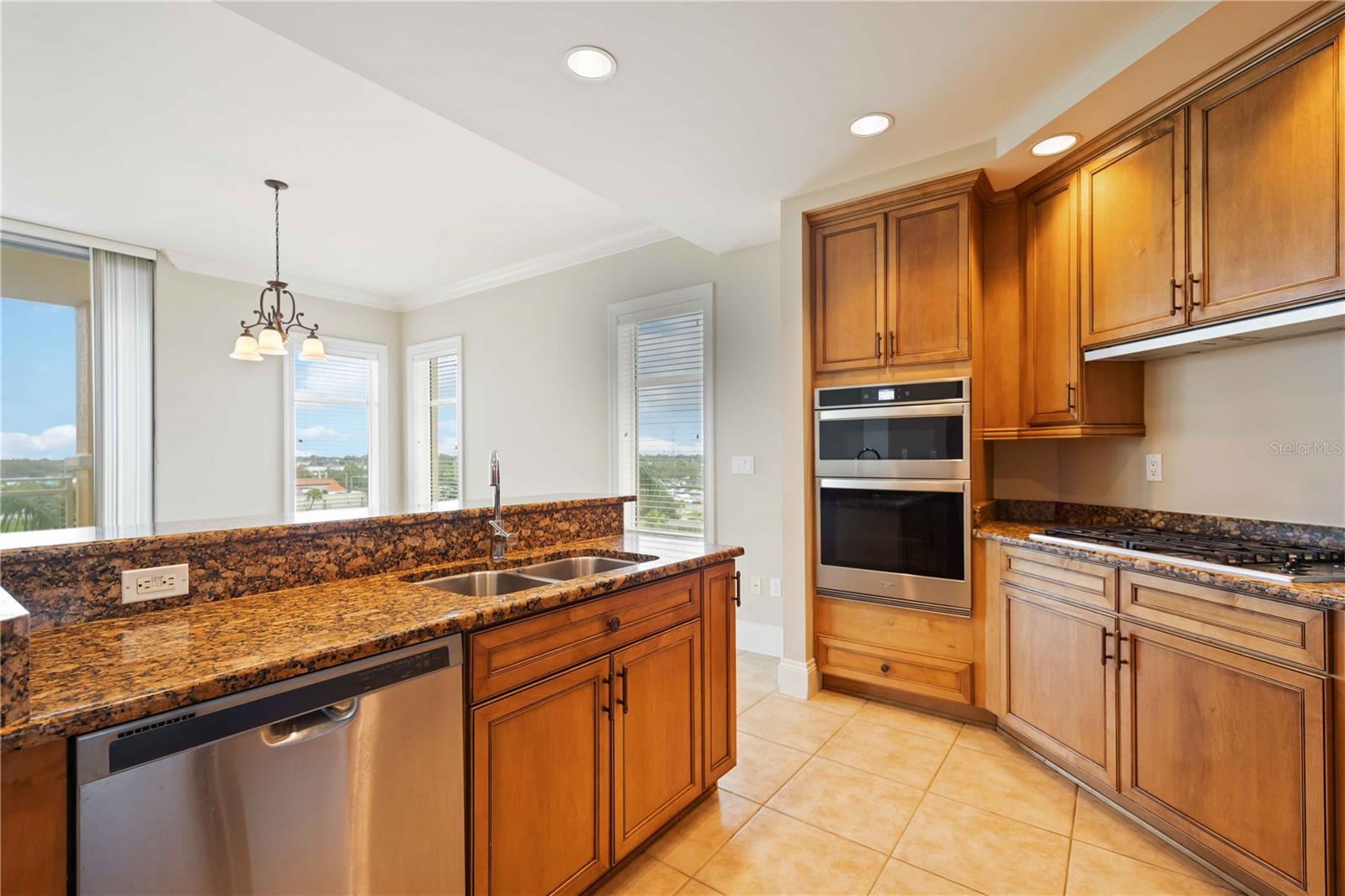 130 RIVIERA DUNES WAY #306, PALMETTO, FL, 34221