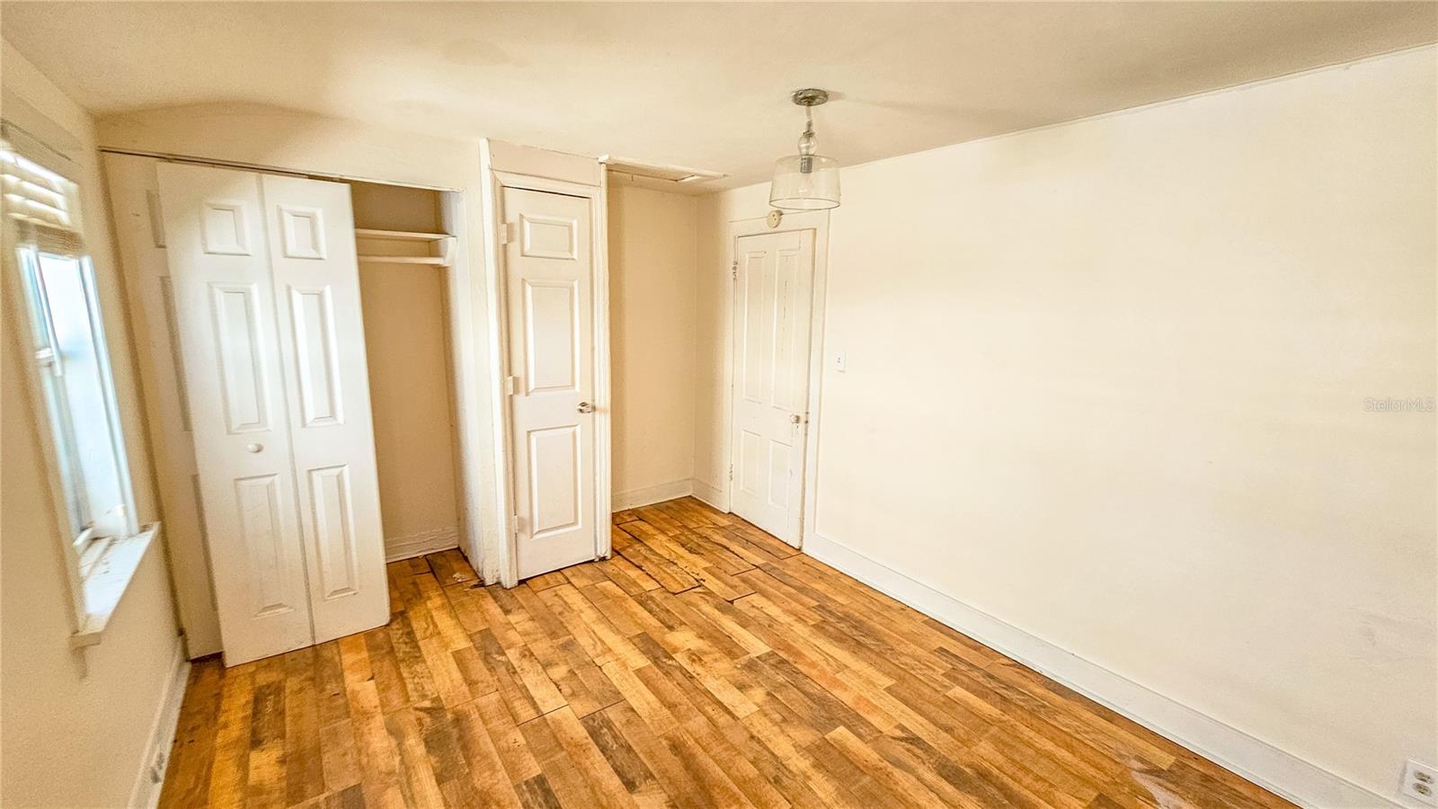 525 13TH AVE S, ST PETERSBURG, FL, 33701