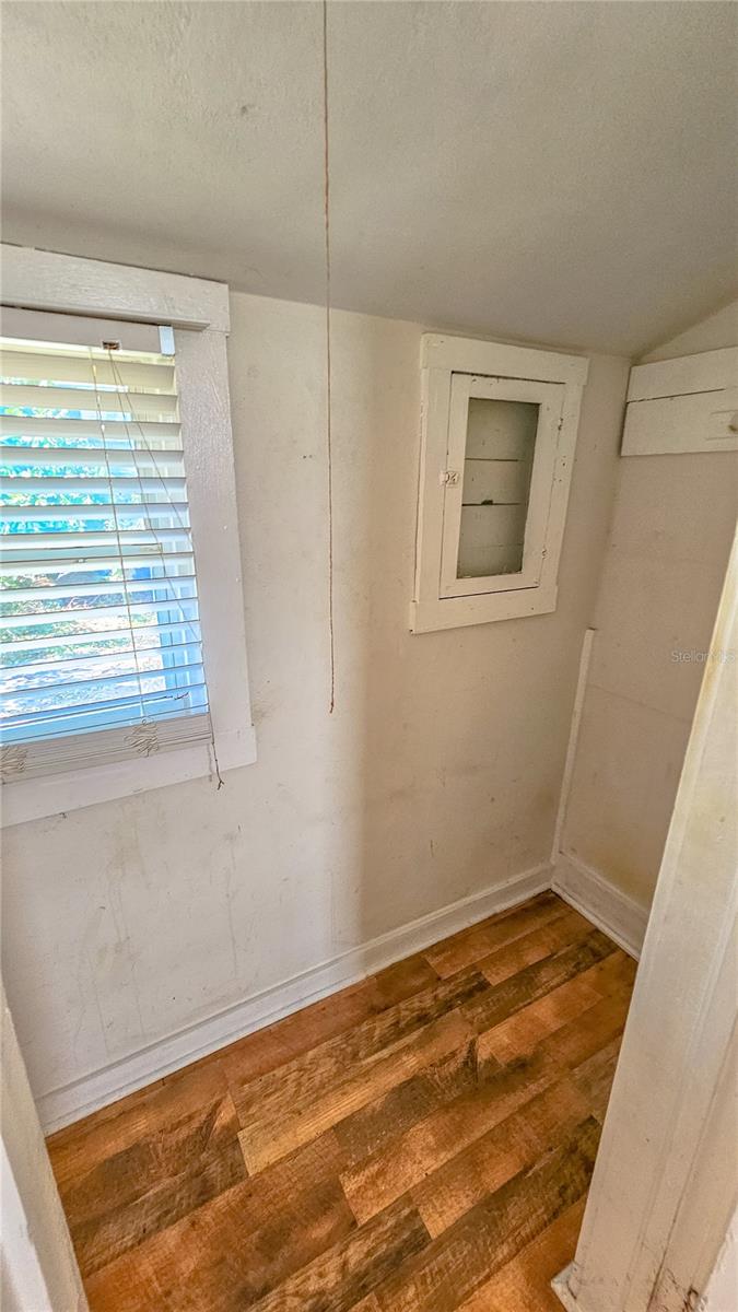 525 13TH AVE S, ST PETERSBURG, FL, 33701