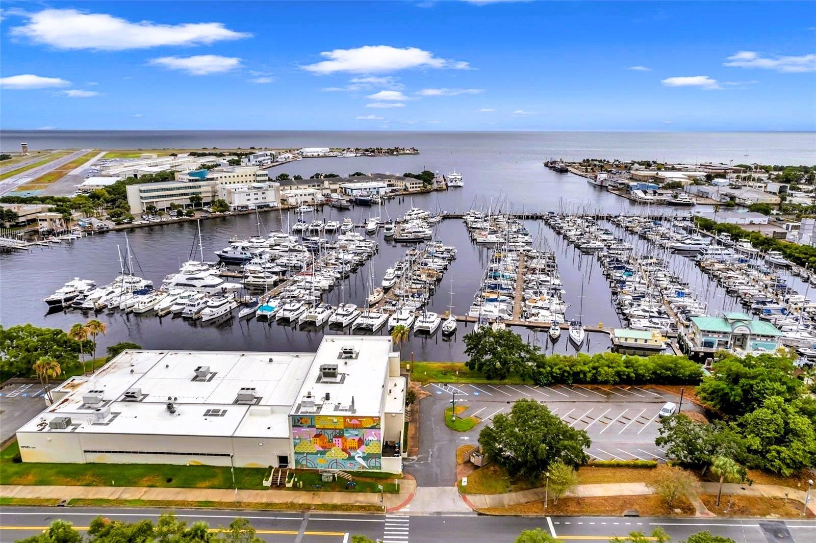 525 13TH AVE S, ST PETERSBURG, FL, 33701