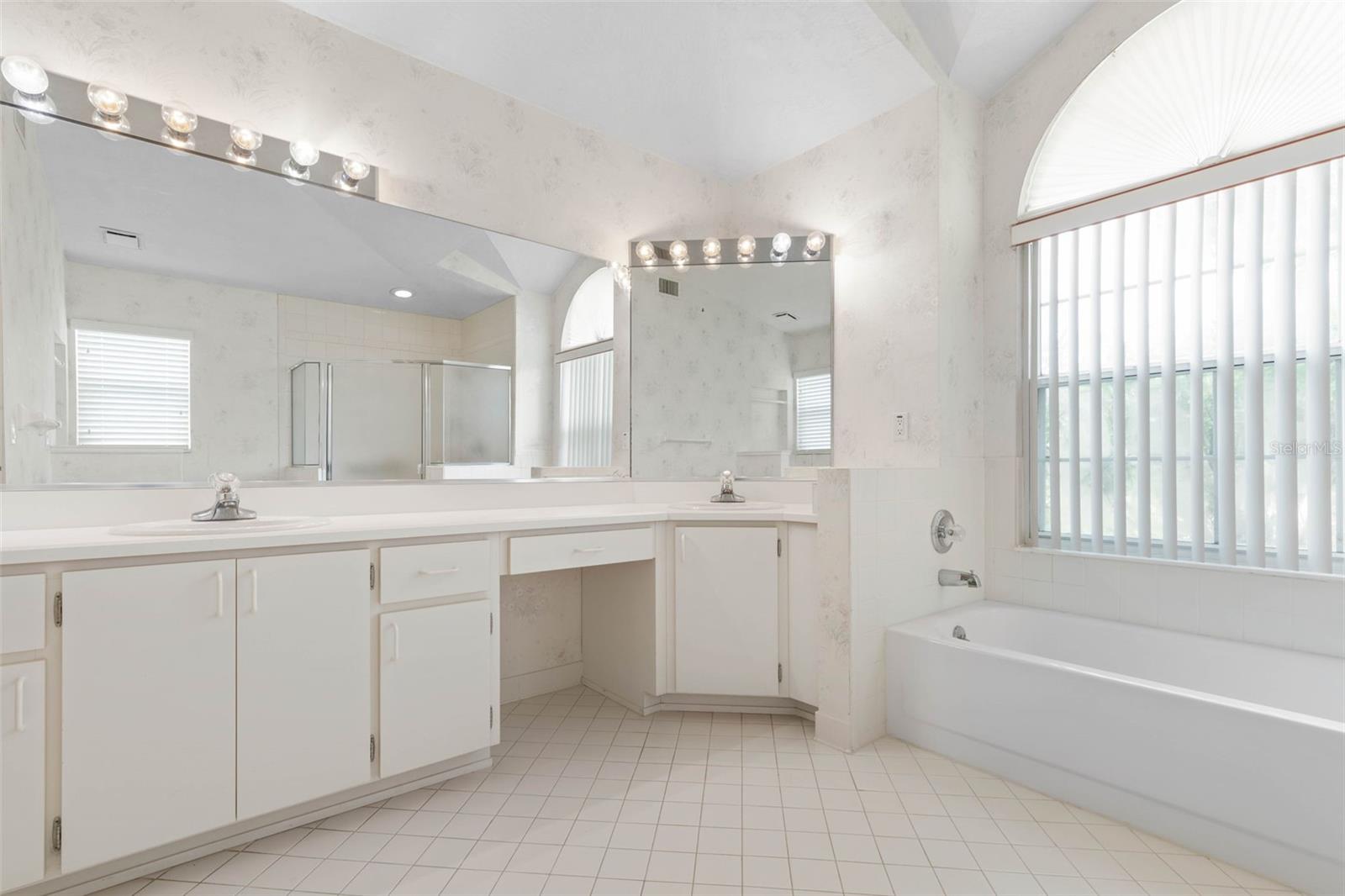 74 KINGSLEY LN, ORMOND BEACH, FL, 32174
