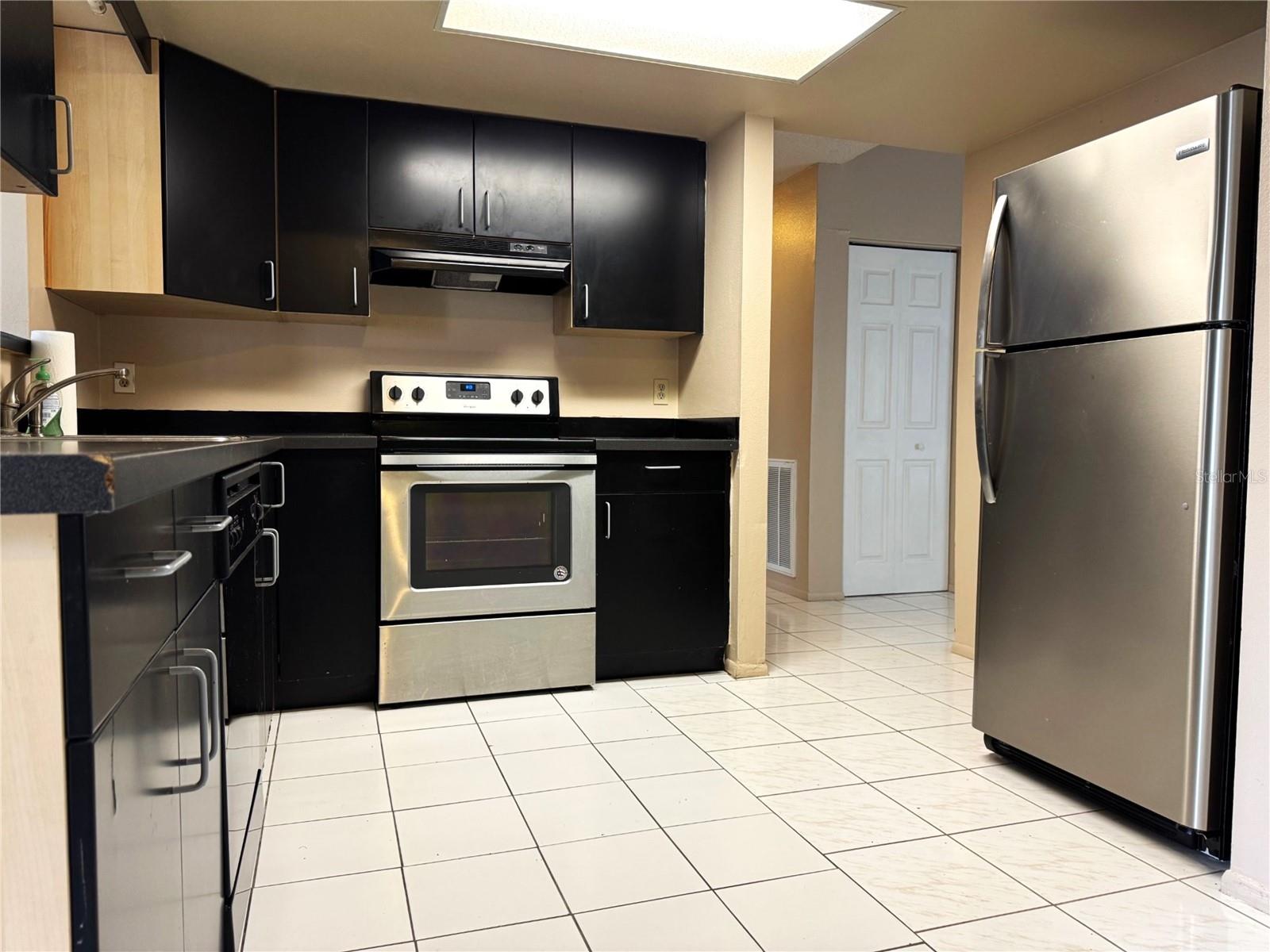 7140 ORCHID LAKE RD, NEW PORT RICHEY, FL, 34653