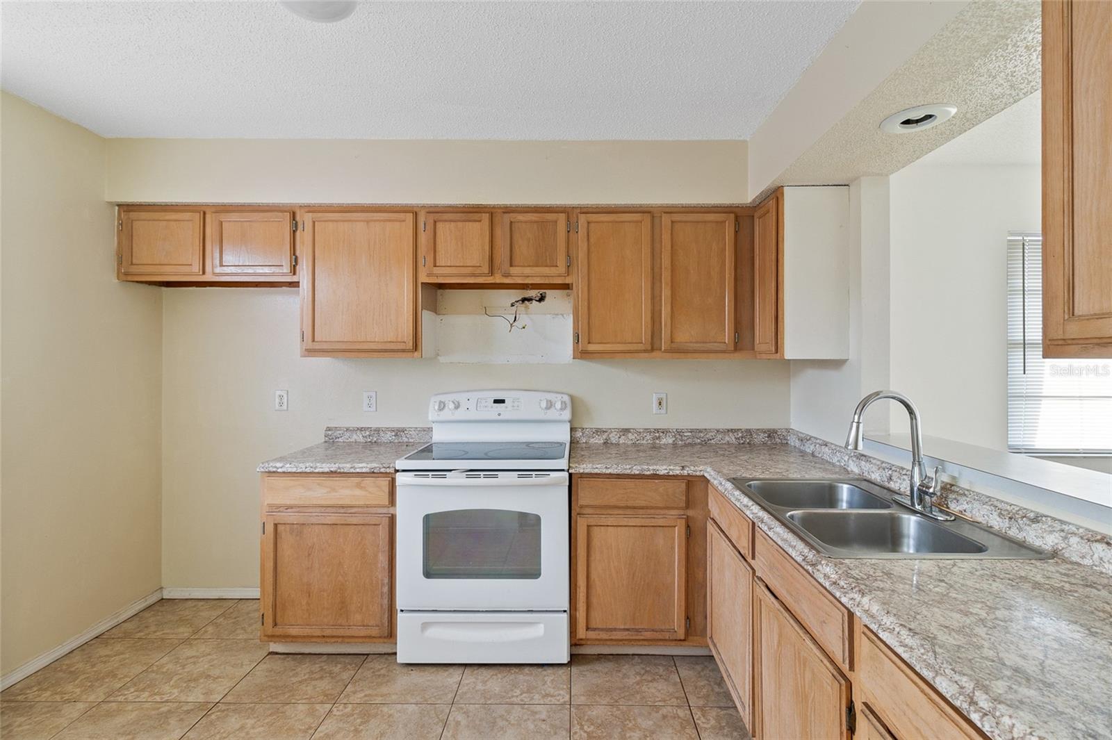 312 CAMILLIA LN #B, PORT CHARLOTTE, FL, 33954