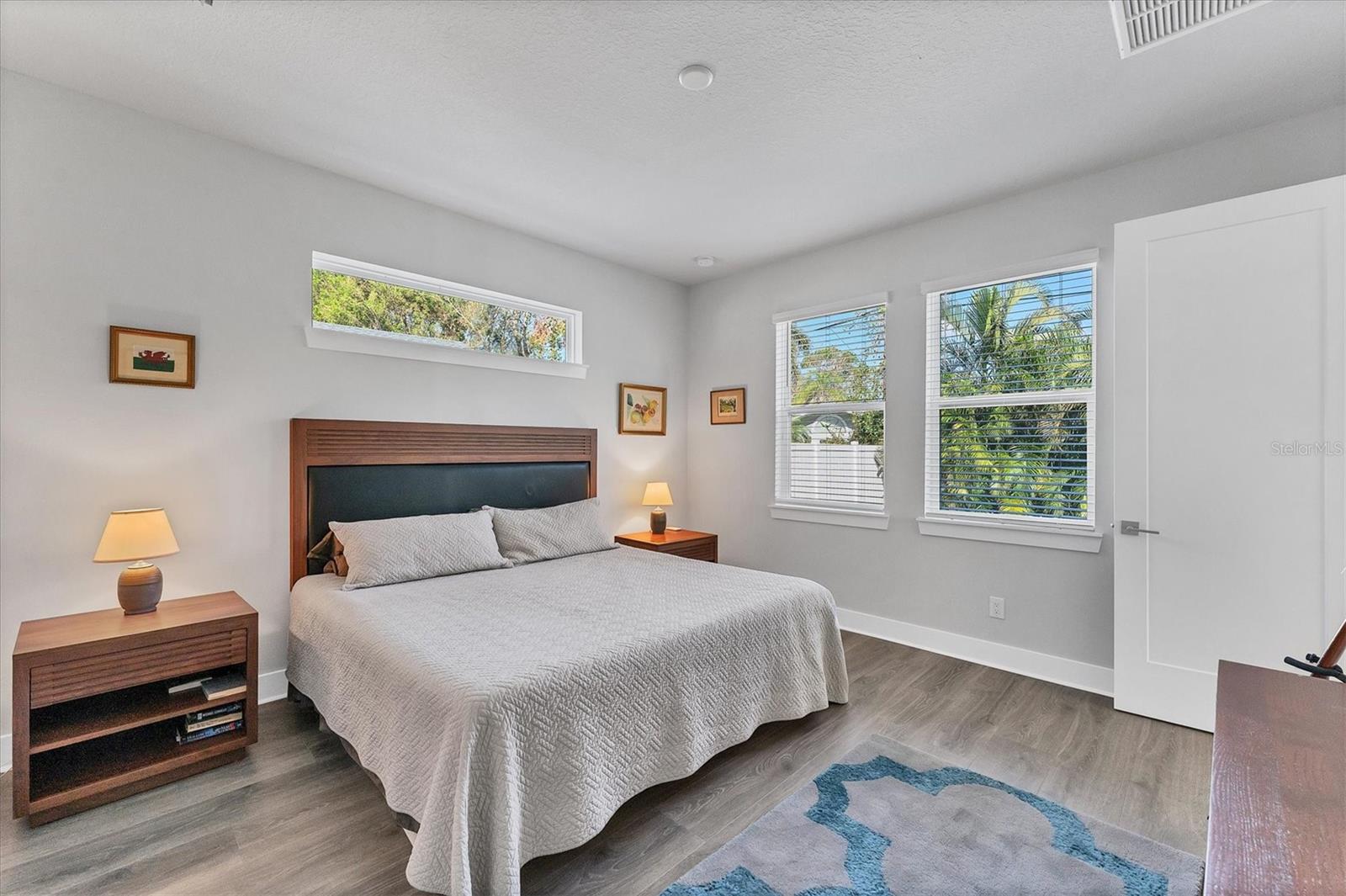 2563 PROSPECT ST, SARASOTA, FL, 34239