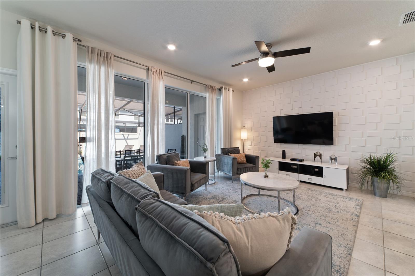 260 JETTY WAY, DAVENPORT, FL, 33897