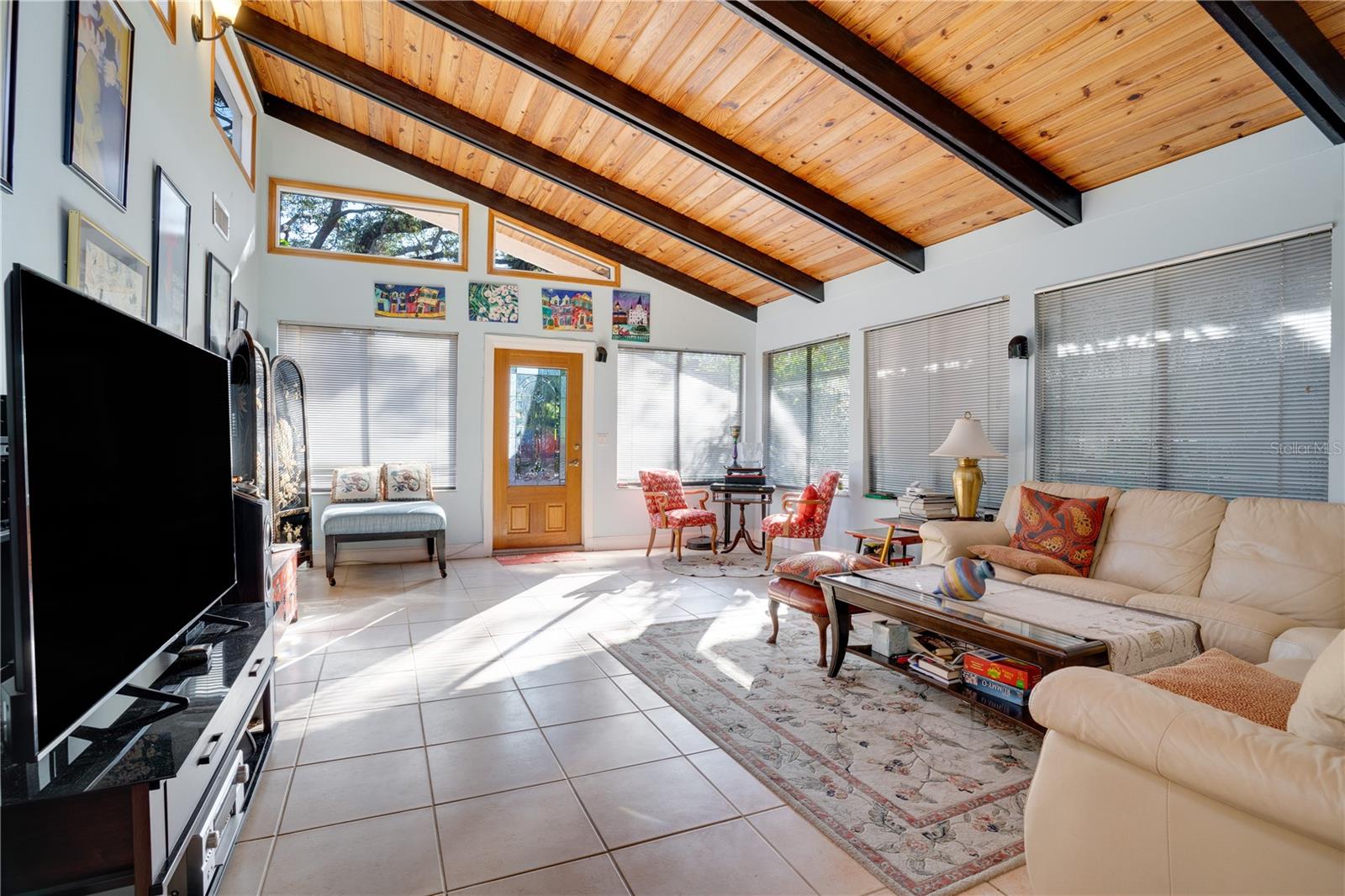 2406 S CLARK AVE, TAMPA, FL, 33629