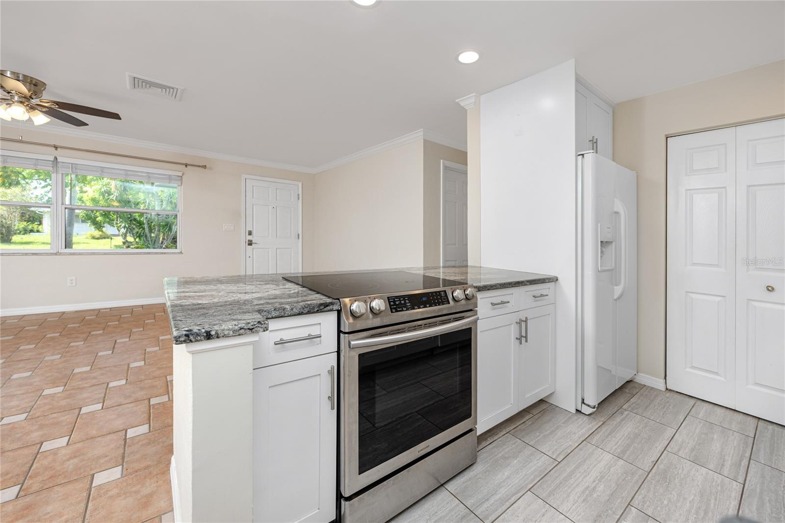 2185 PINE RIDGE DR, CLEARWATER, FL, 33763