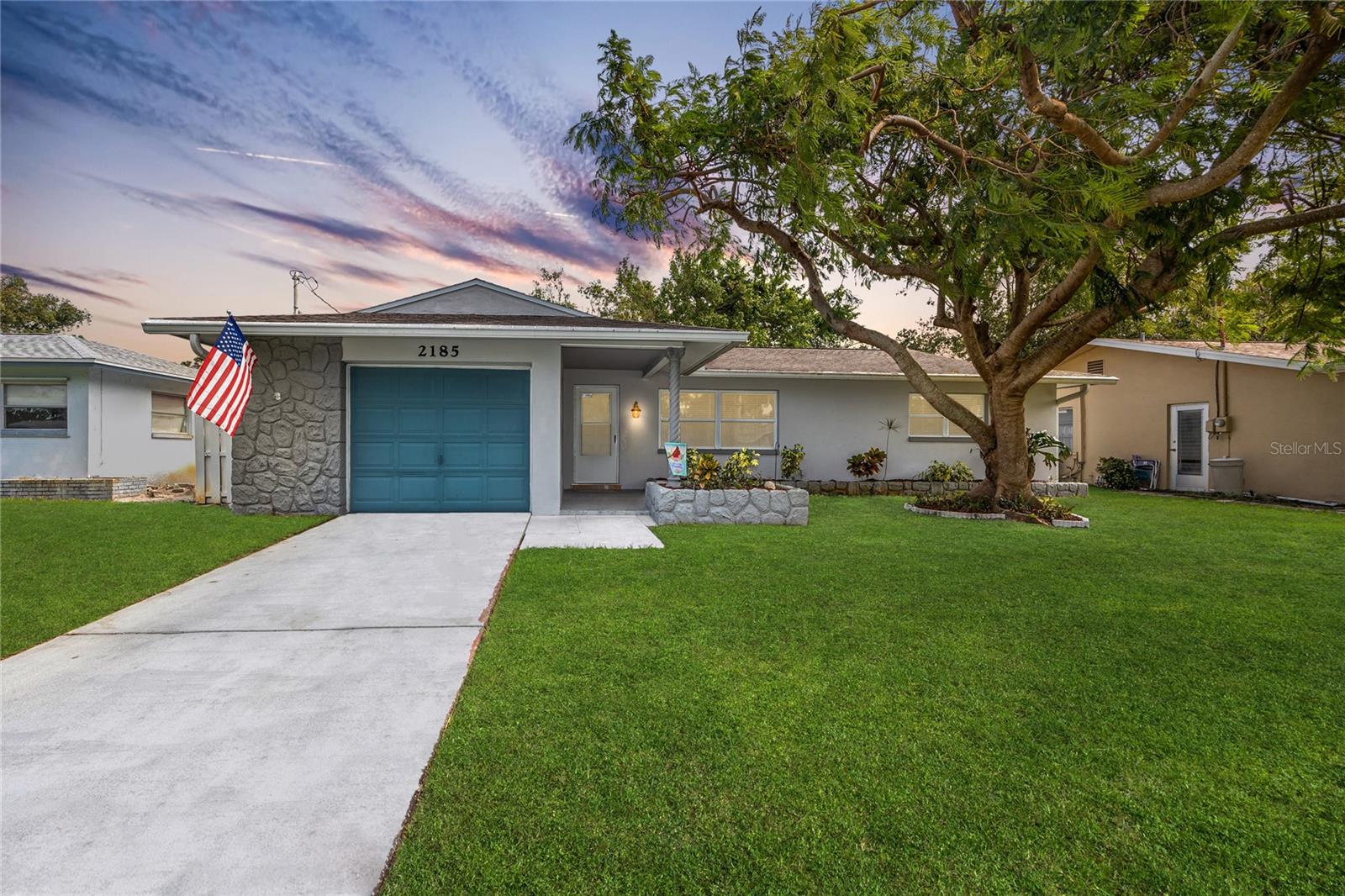 2185 PINE RIDGE DR, CLEARWATER, FL, 33763