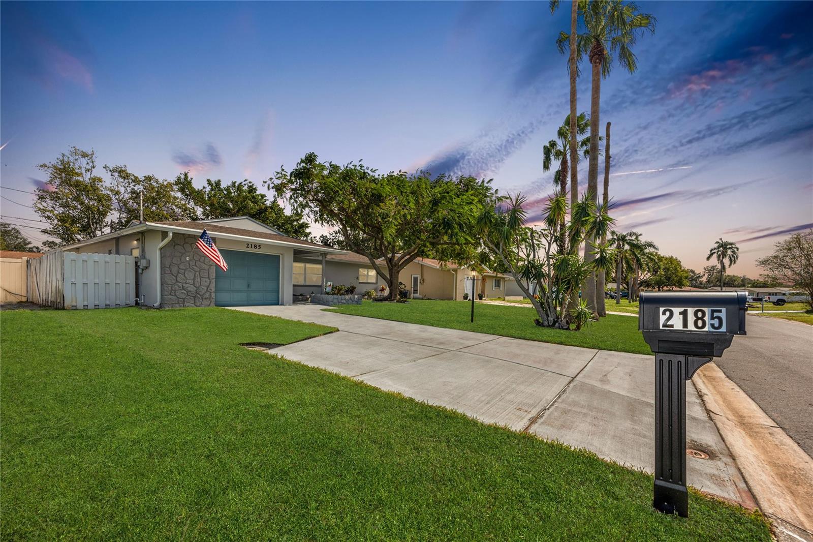 2185 PINE RIDGE DR, CLEARWATER, FL, 33763