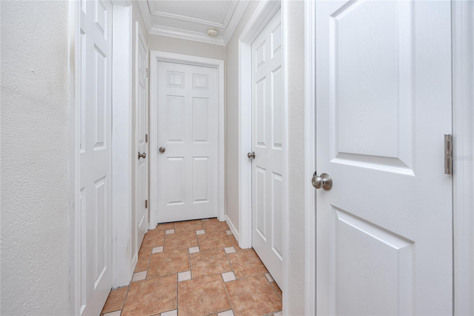 2185 PINE RIDGE DR, CLEARWATER, FL, 33763