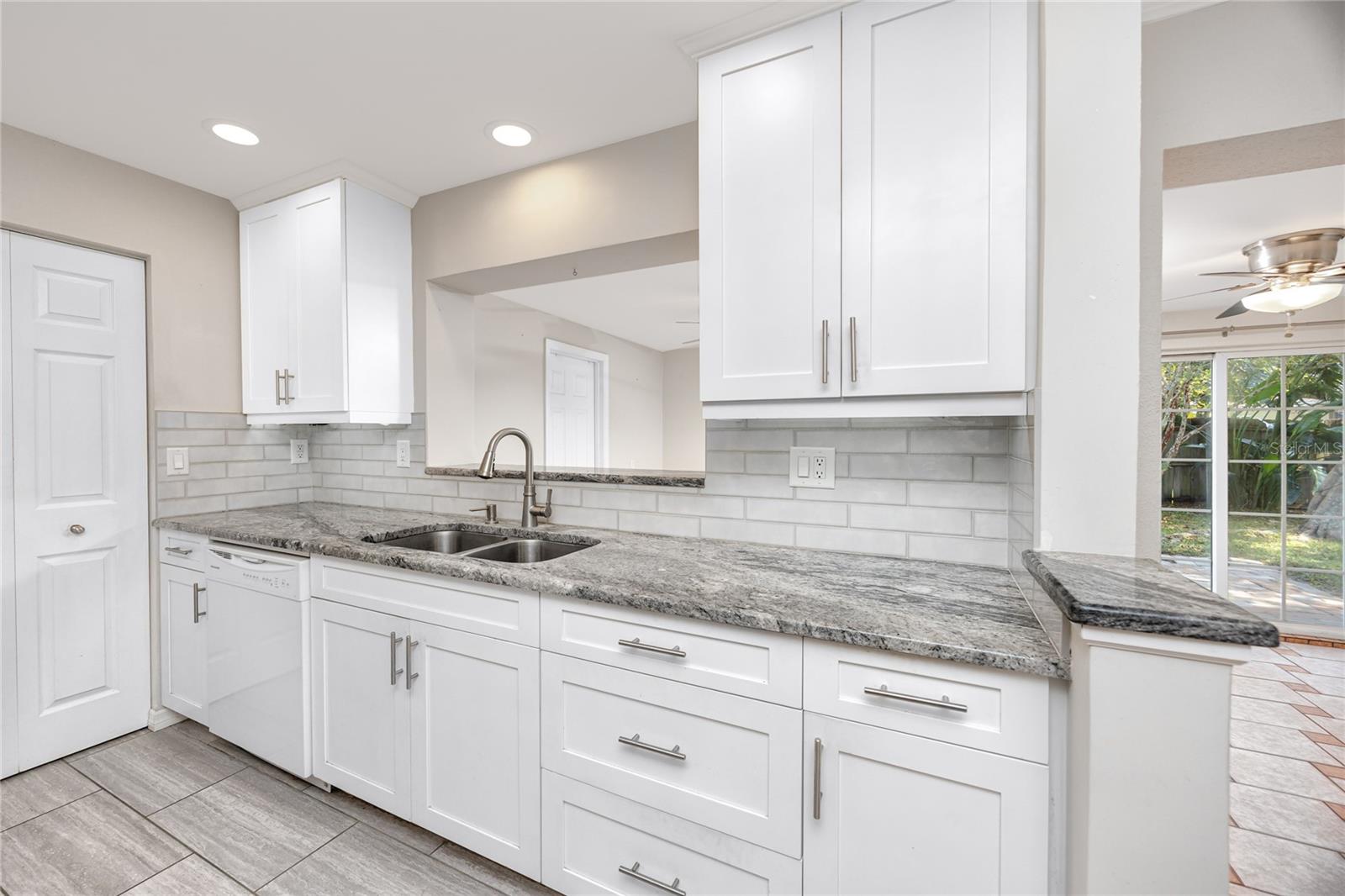 2185 PINE RIDGE DR, CLEARWATER, FL, 33763