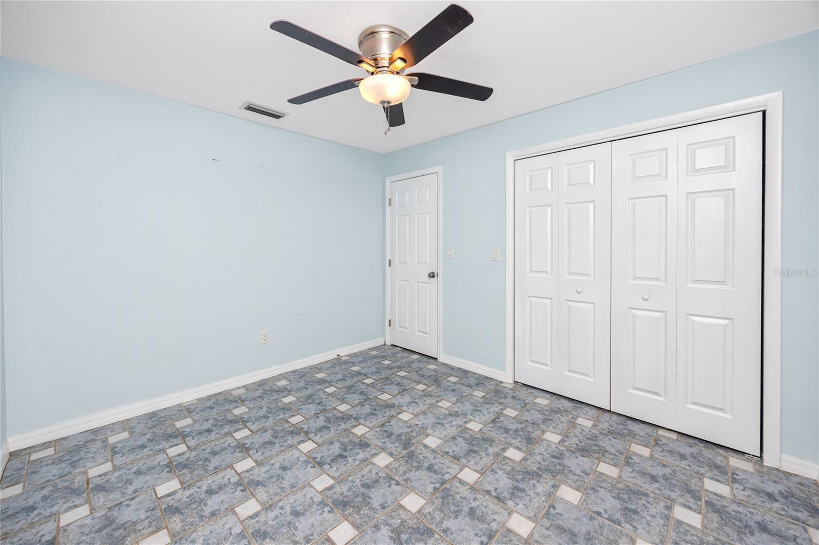 2185 PINE RIDGE DR, CLEARWATER, FL, 33763