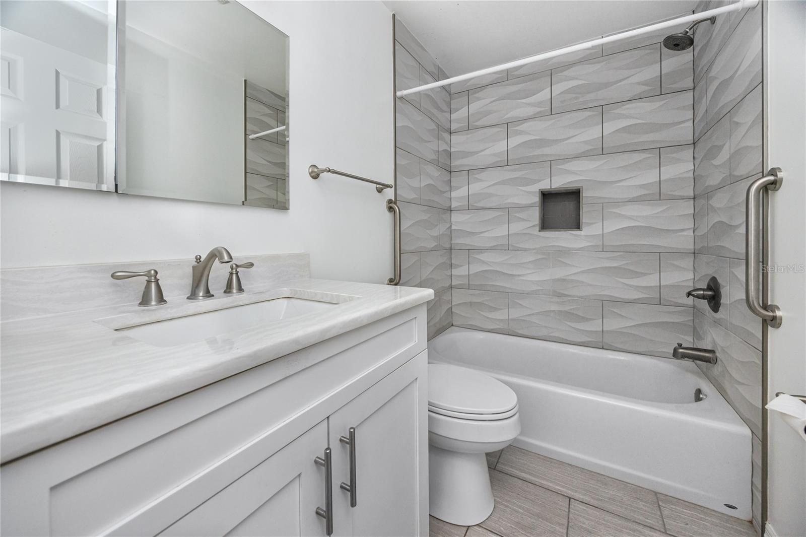 2185 PINE RIDGE DR, CLEARWATER, FL, 33763