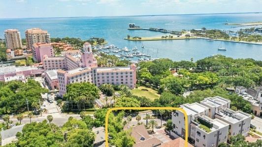 TB8312009 Property Photo