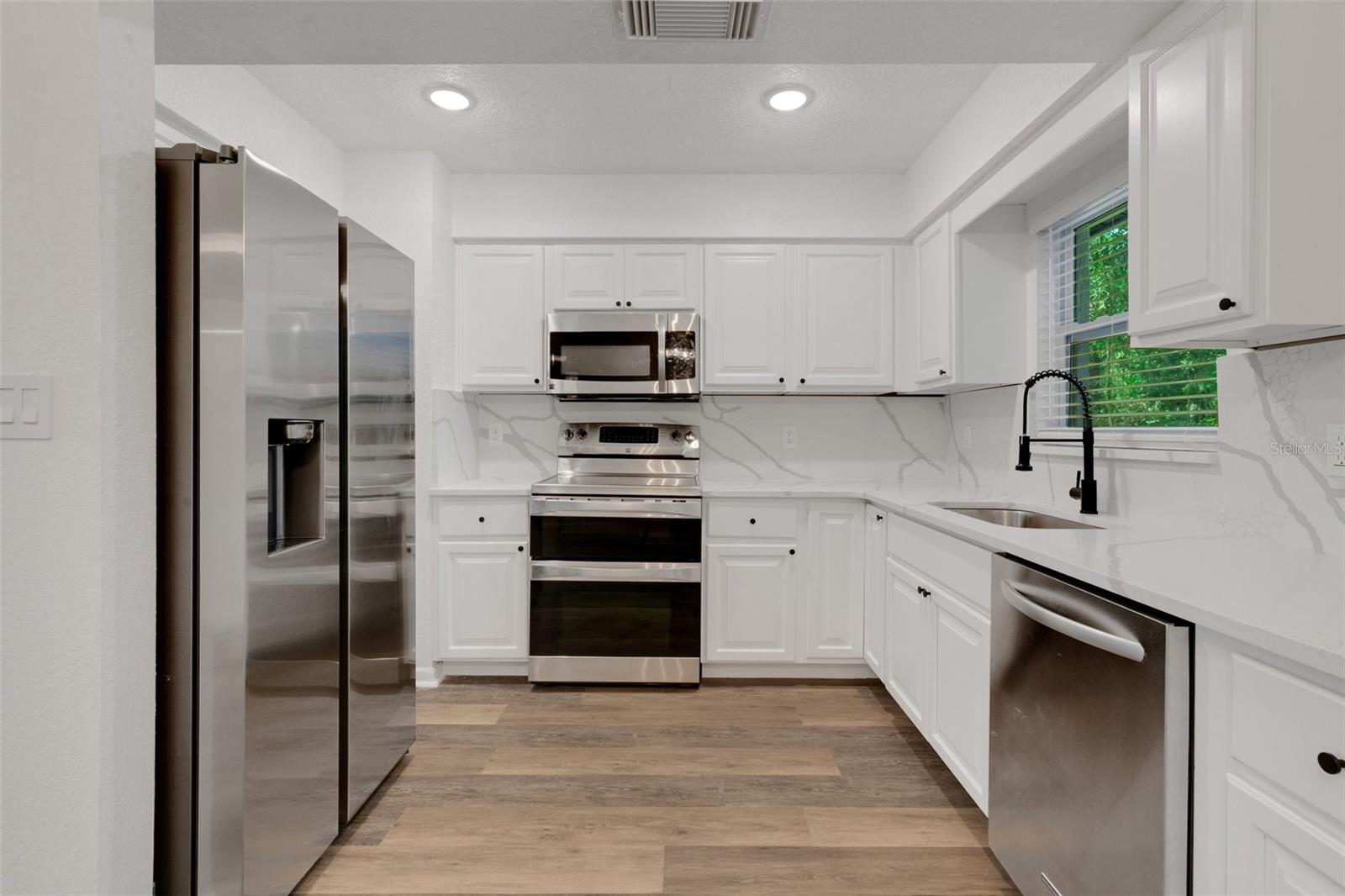 6526 CREEKVIEW TER N, PINELLAS PARK, FL, 33781
