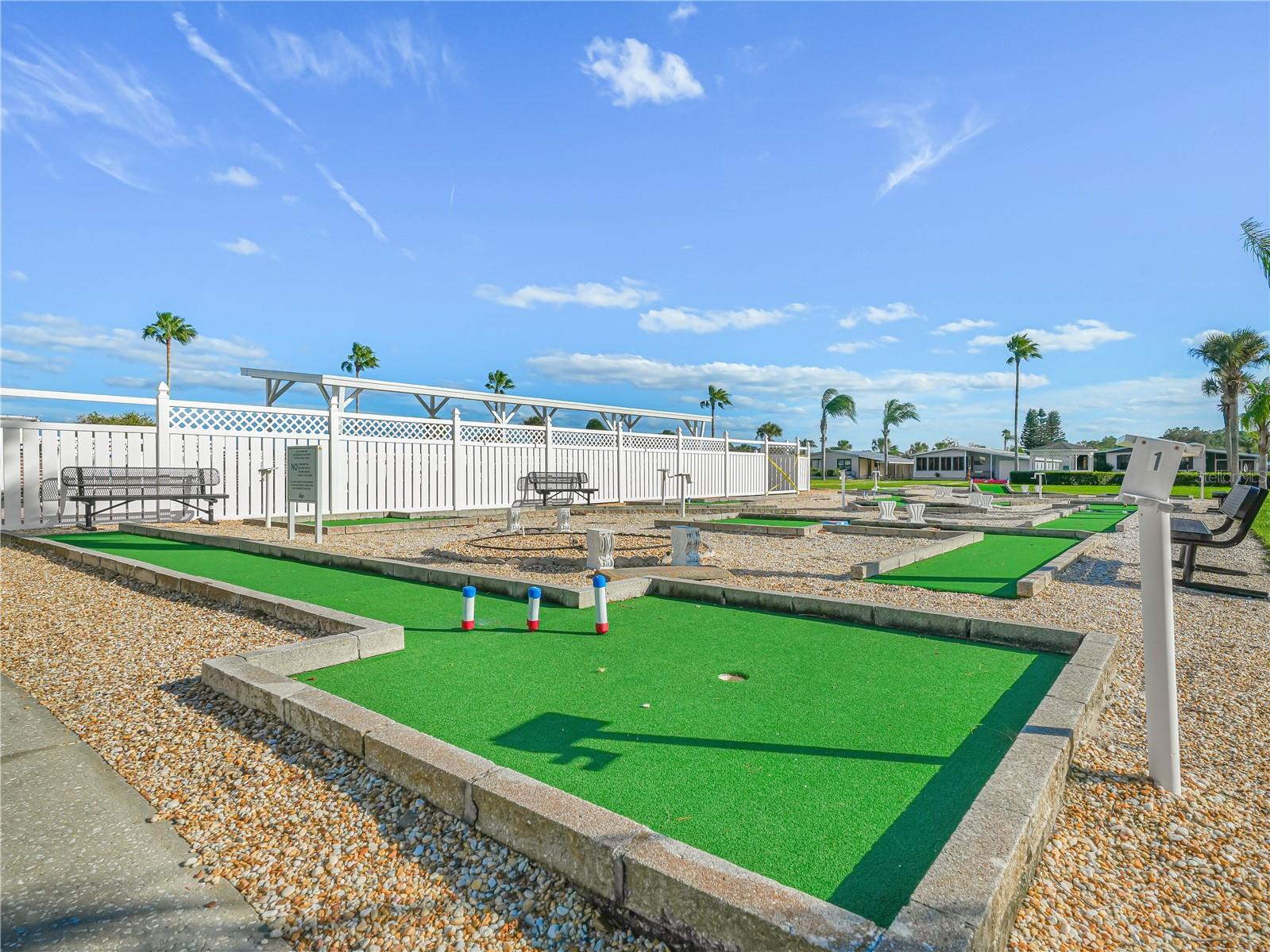 L4948241 Property Photo