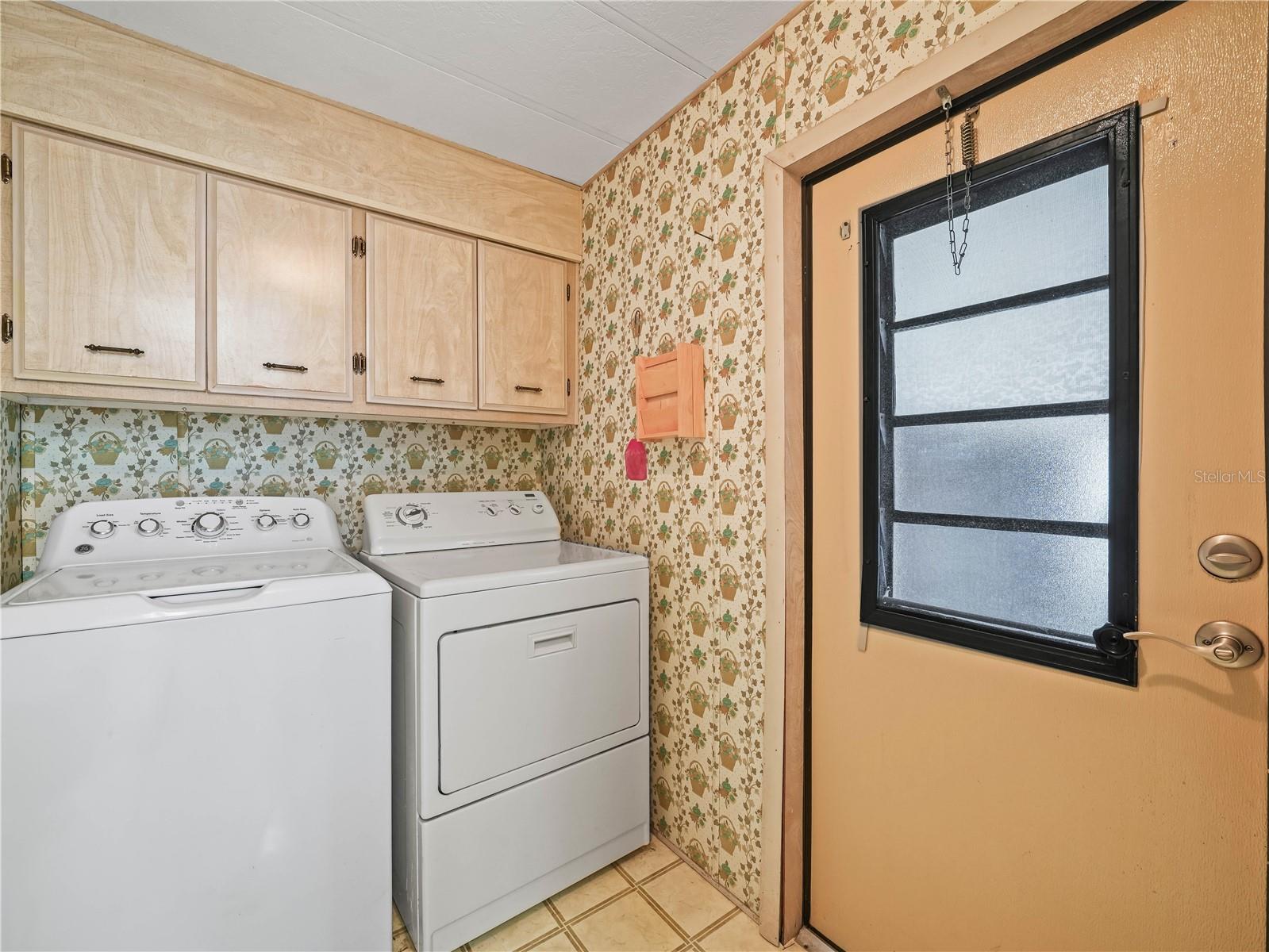 L4948241 Property Photo