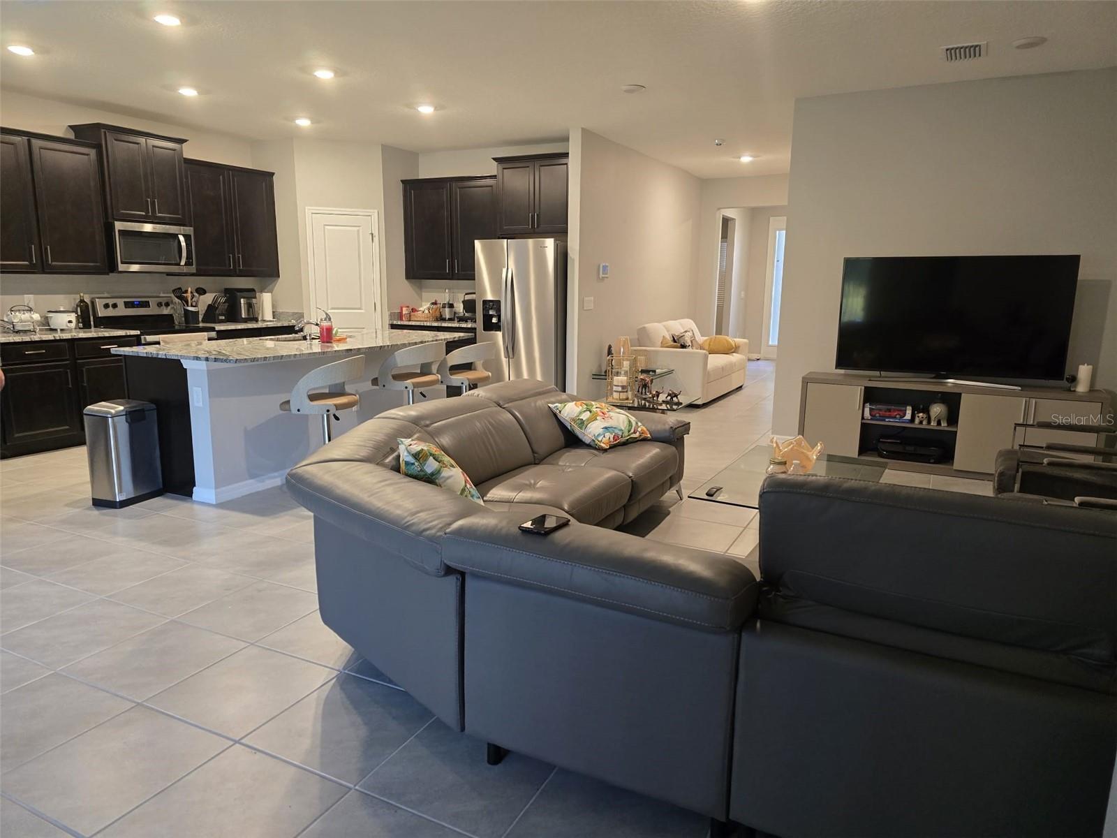 16988 OVAL RUM DR, WIMAUMA, FL, 33598