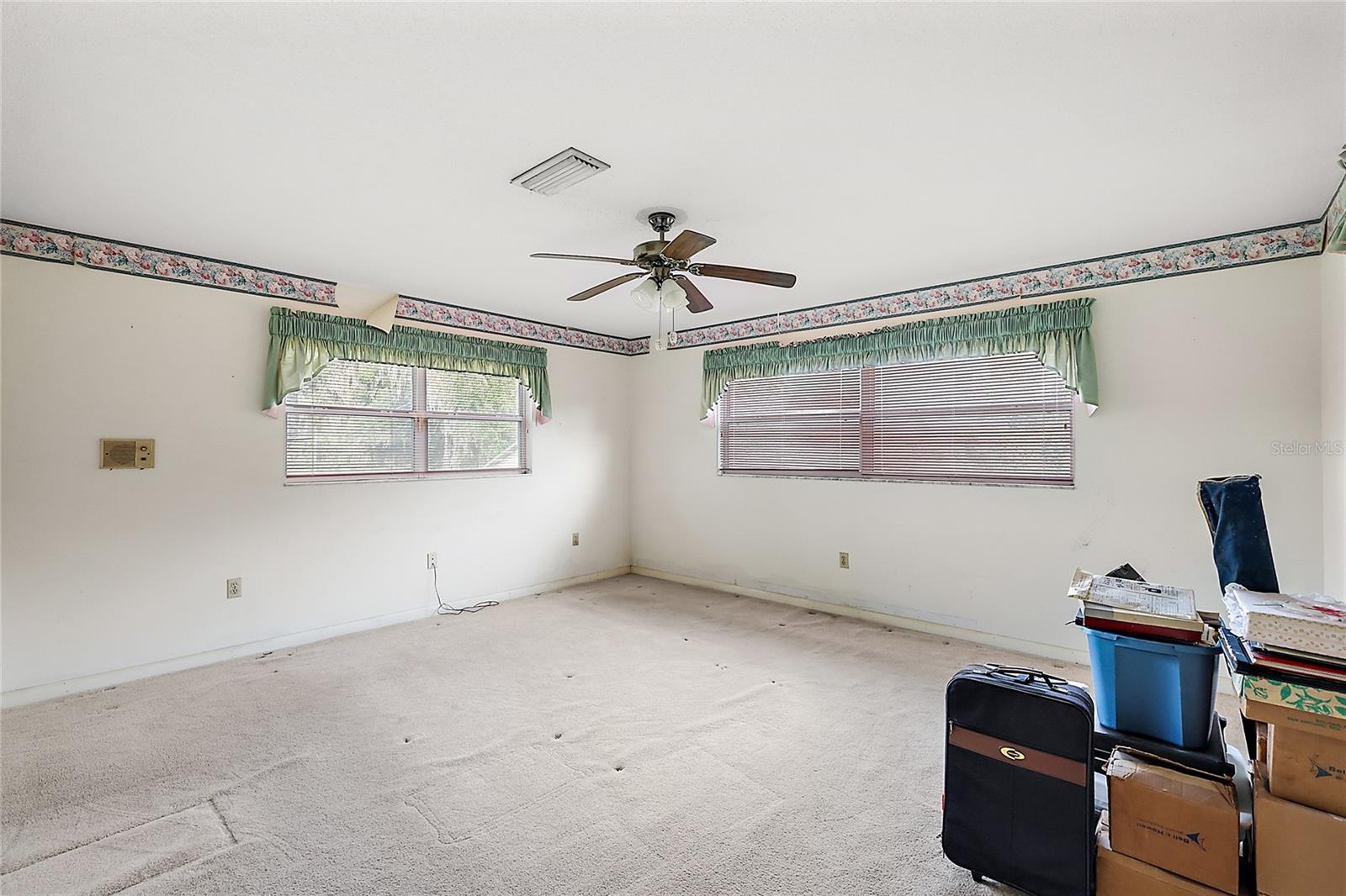 5011 GRIFFIN VIEW DR, LADY LAKE, FL, 32159