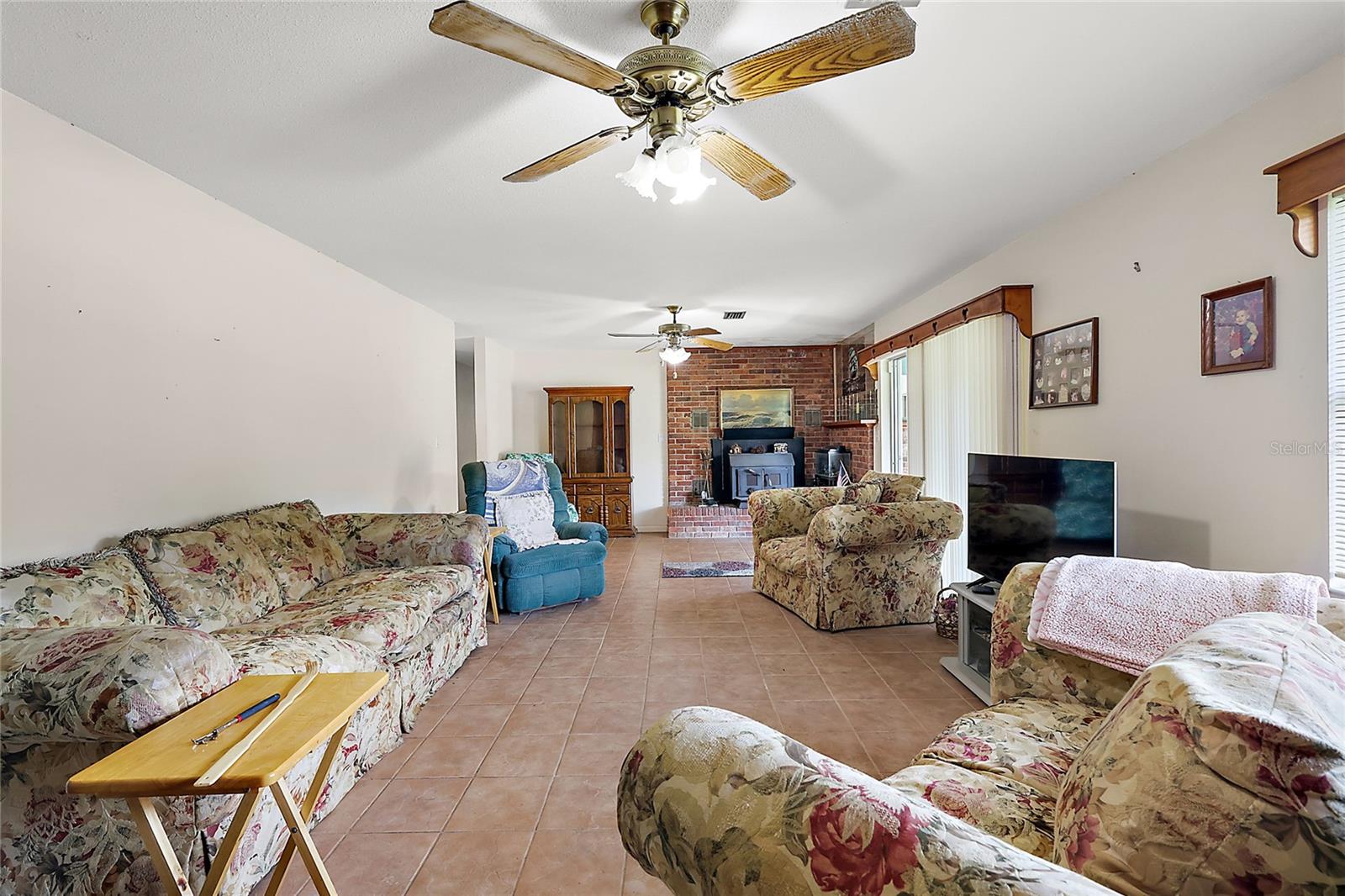 5011 GRIFFIN VIEW DR, LADY LAKE, FL, 32159