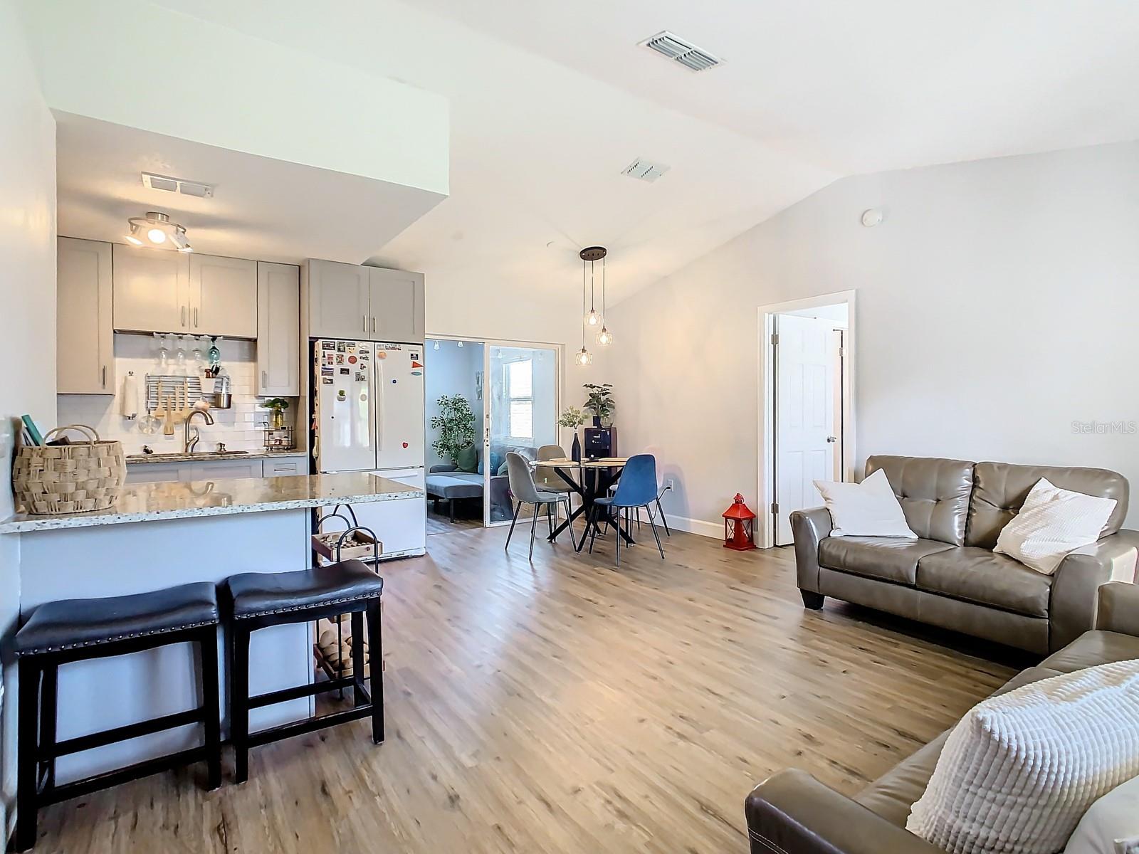 704 DEL PRADO DR, KISSIMMEE, FL, 34758
