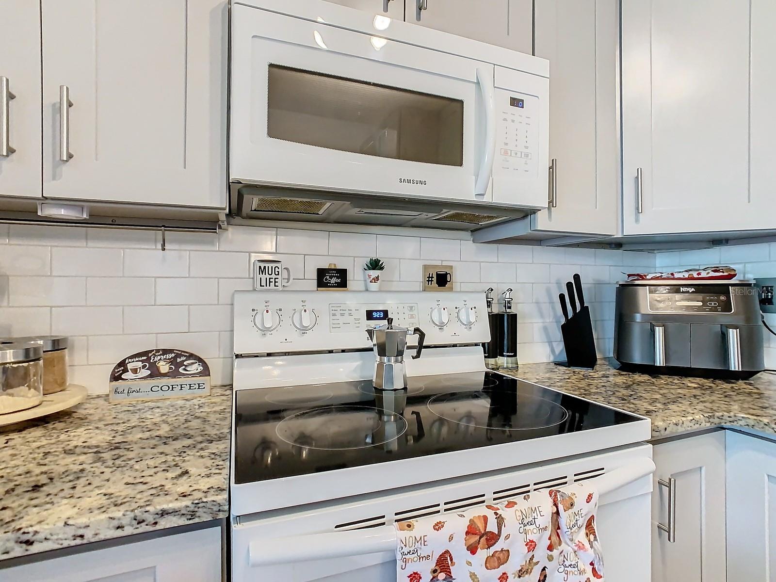 704 DEL PRADO DR, KISSIMMEE, FL, 34758