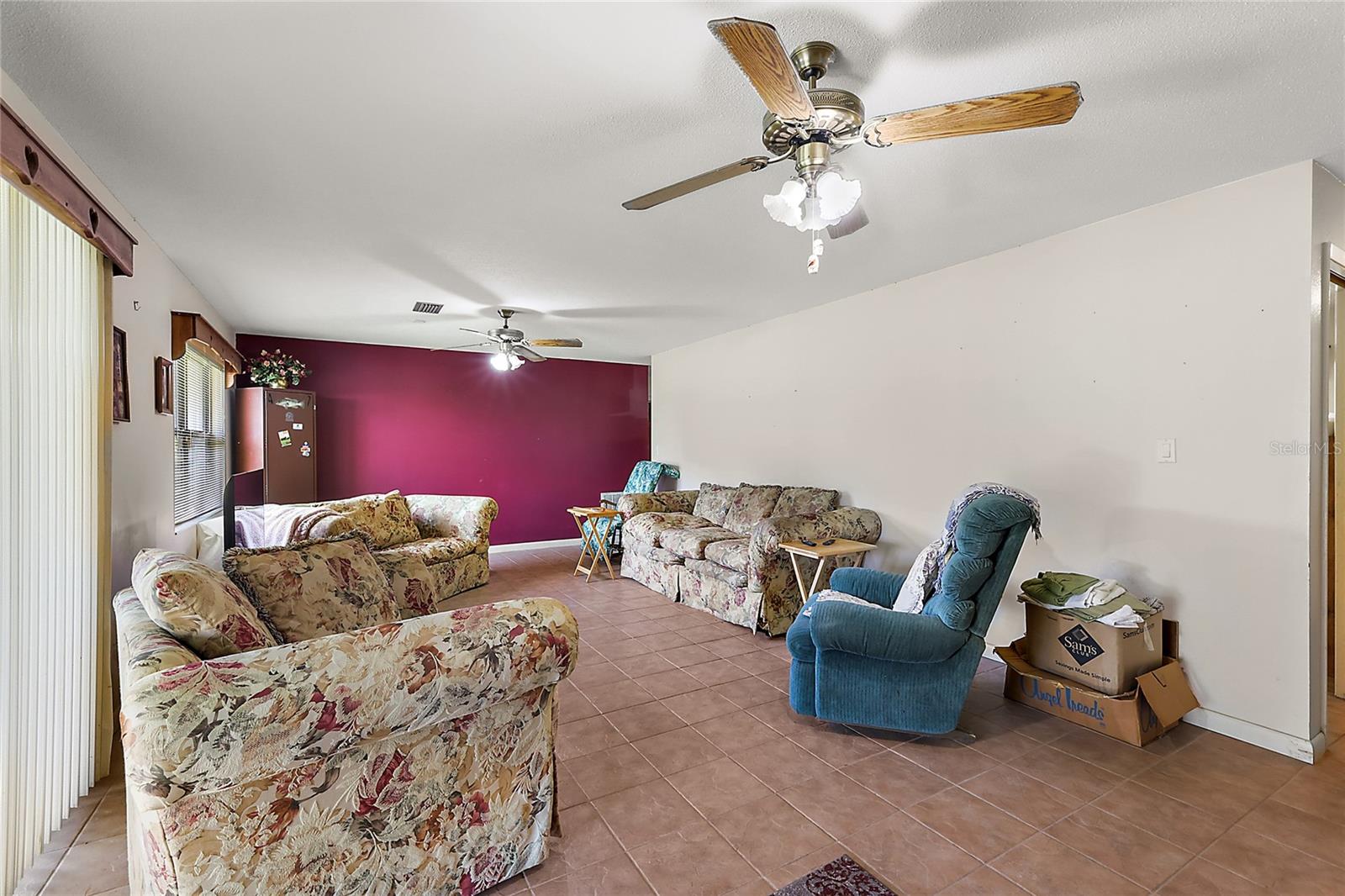 5011 GRIFFIN VIEW DR, LADY LAKE, FL, 32159