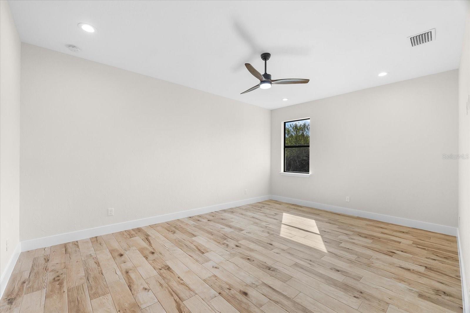 590 RUTLAND CIR, PORT CHARLOTTE, FL, 33954