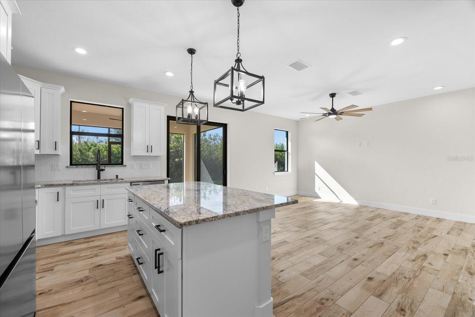 590 RUTLAND CIR, PORT CHARLOTTE, FL, 33954