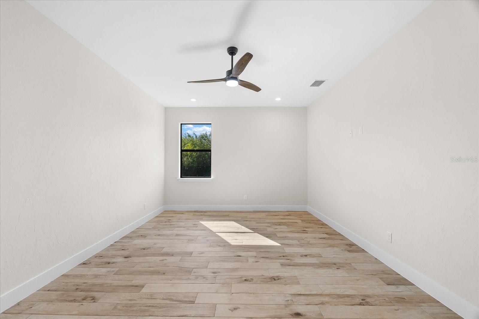 590 RUTLAND CIR, PORT CHARLOTTE, FL, 33954