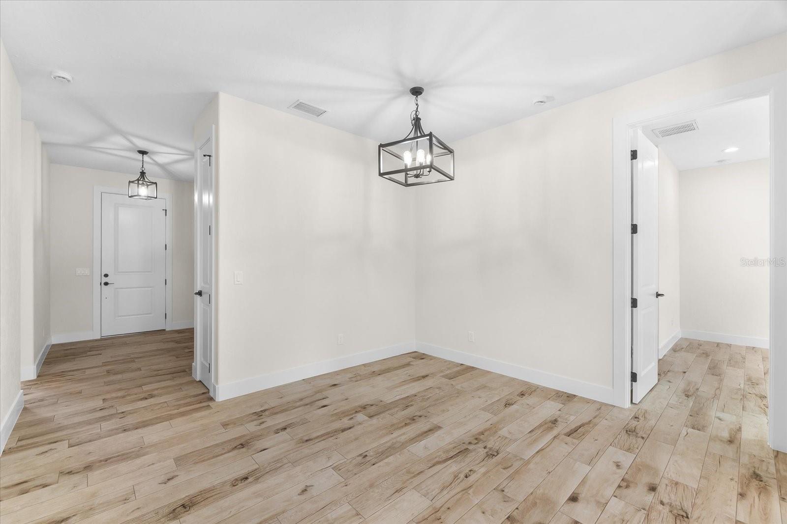 590 RUTLAND CIR, PORT CHARLOTTE, FL, 33954