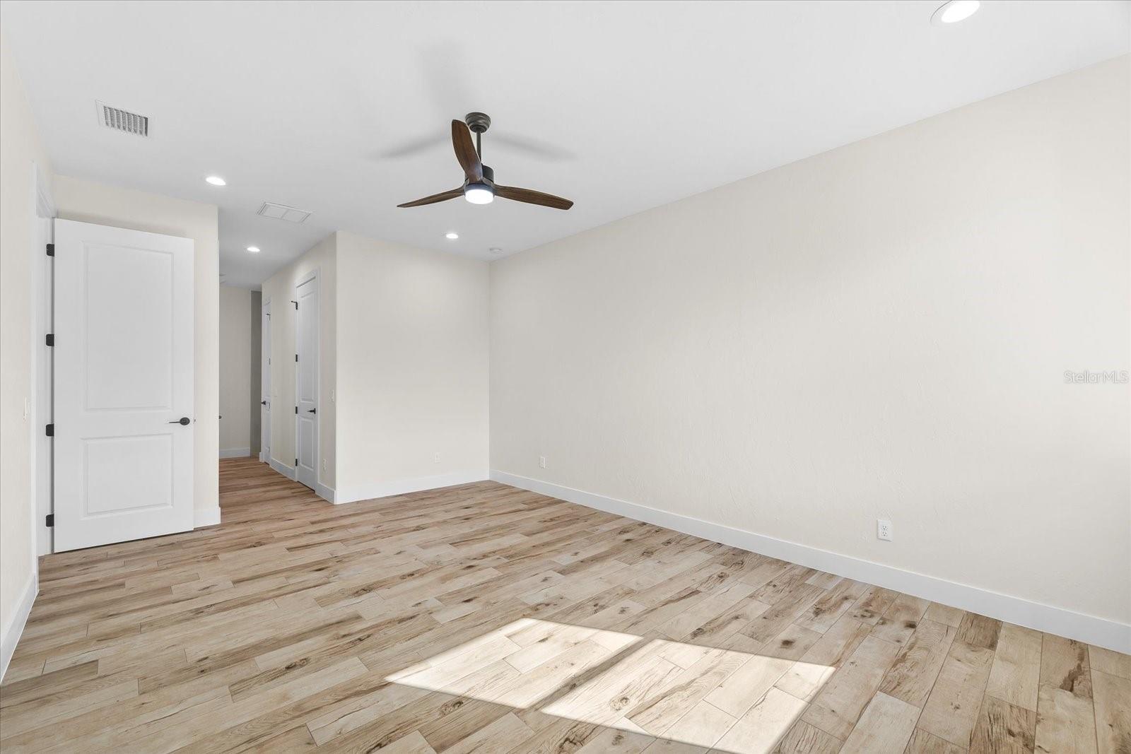 590 RUTLAND CIR, PORT CHARLOTTE, FL, 33954