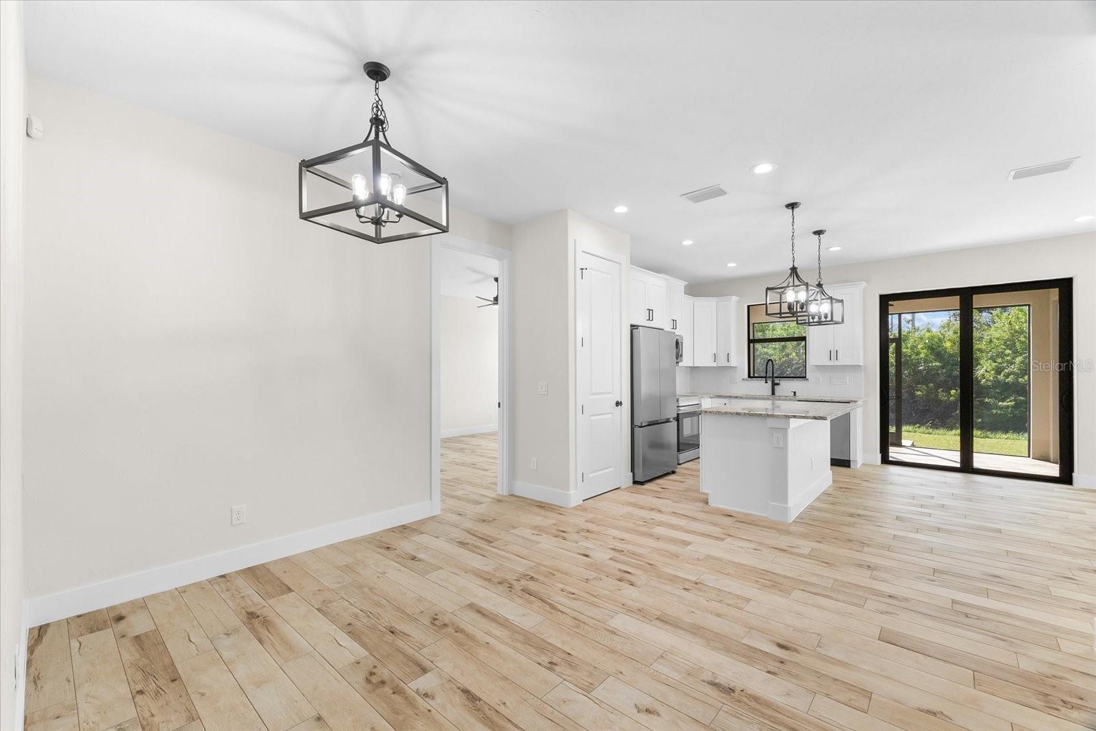 590 RUTLAND CIR, PORT CHARLOTTE, FL, 33954