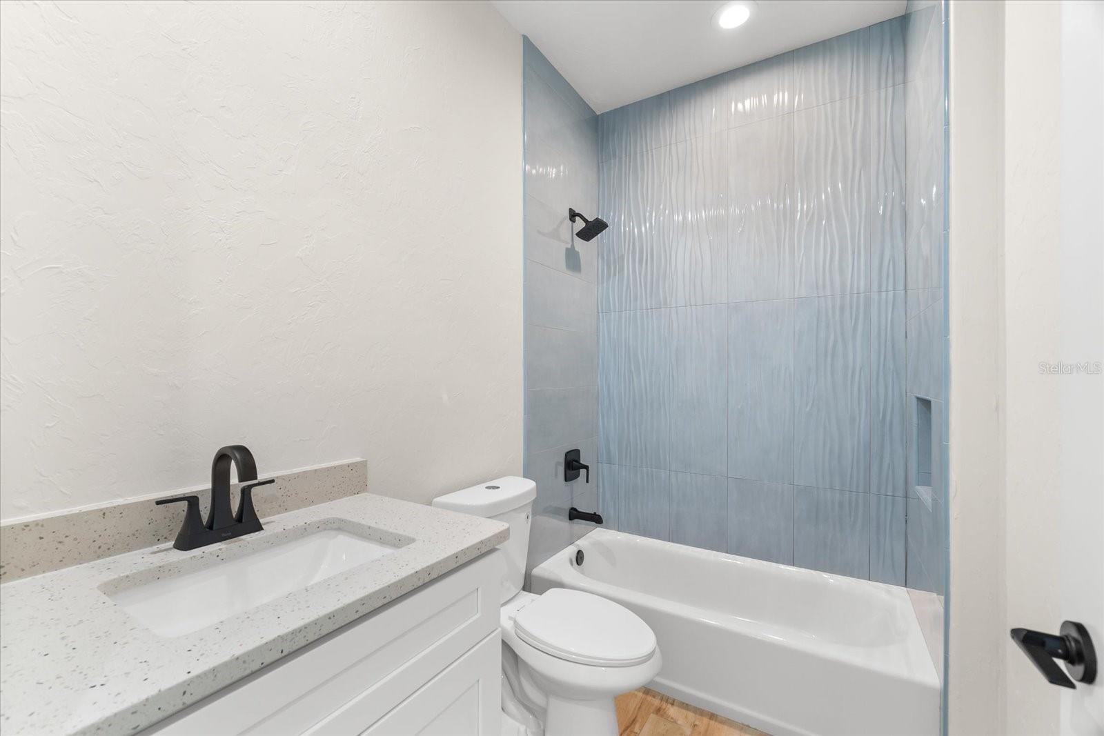 590 RUTLAND CIR, PORT CHARLOTTE, FL, 33954
