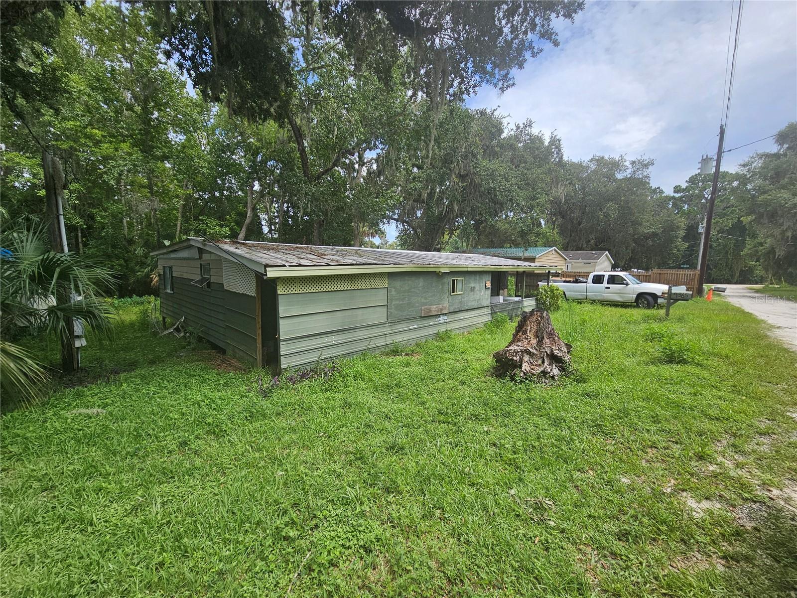 9365 NE 305 TER, FORT MC COY, FL, 32134