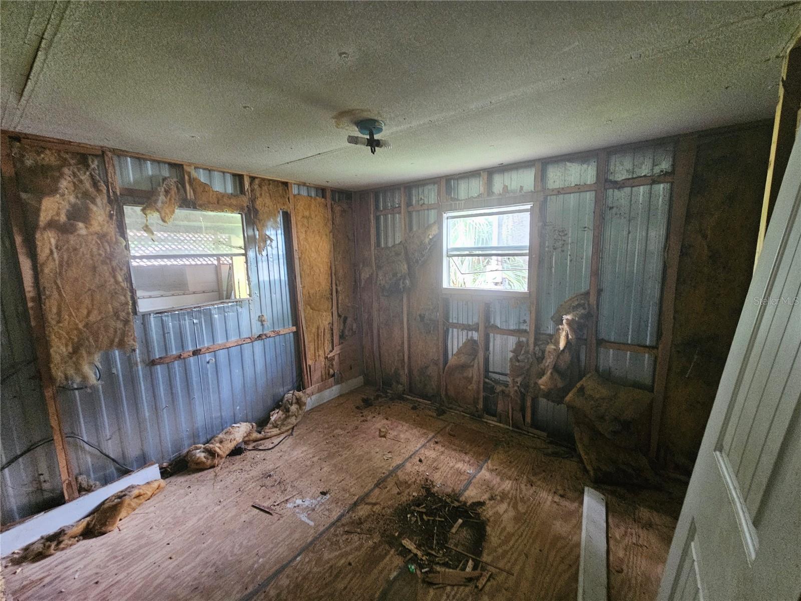 9365 NE 305 TER, FORT MC COY, FL, 32134