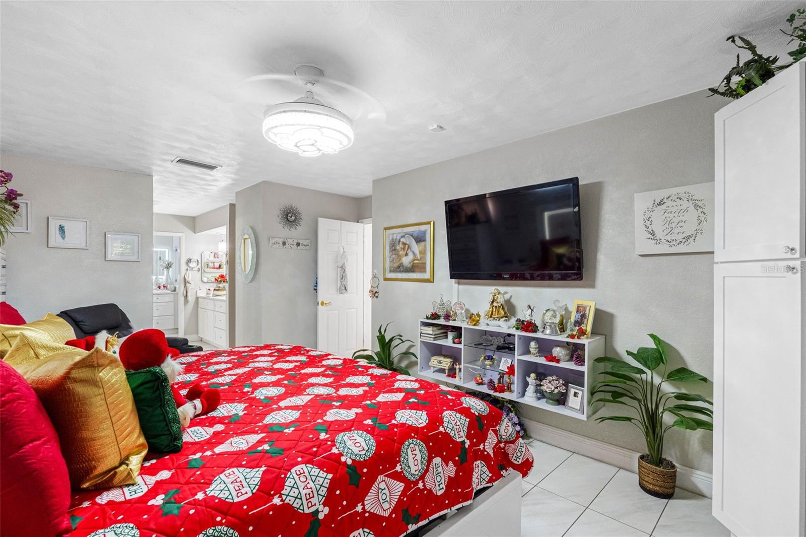 4608 APPLE RIDGE LN, TAMPA, FL, 33624