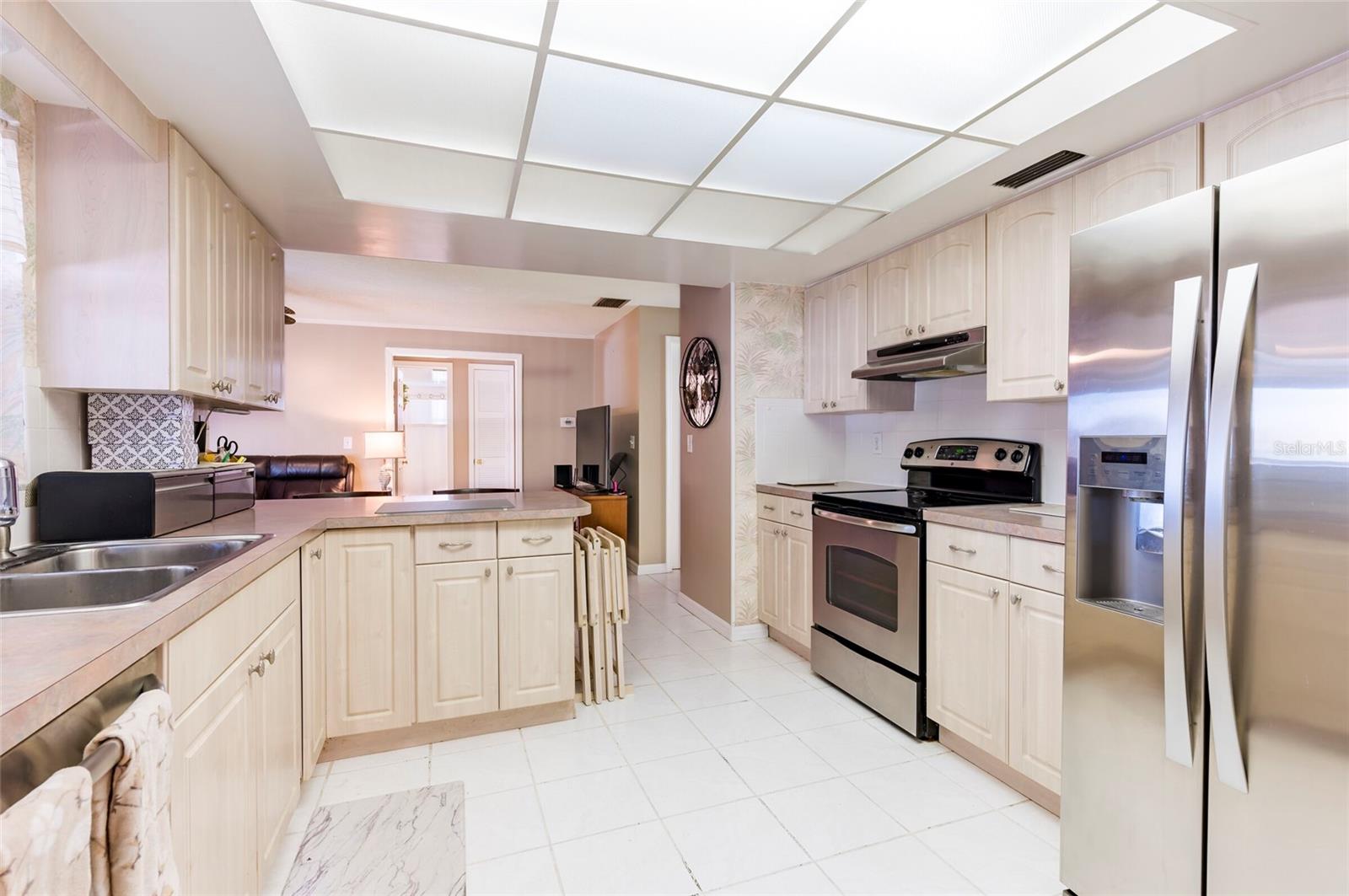 13313 86TH AVE N, SEMINOLE, FL, 33776
