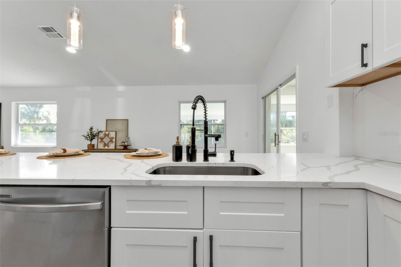 3915 BARBARY LN, NORTH PORT, FL, 34287
