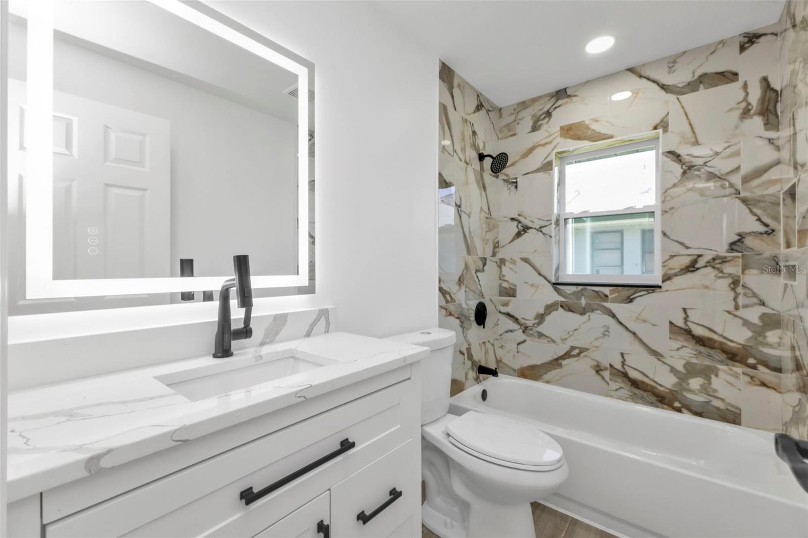 3915 BARBARY LN, NORTH PORT, FL, 34287
