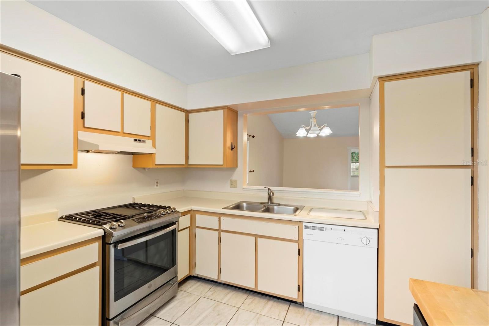 1360 LANDRY CIR, LONGWOOD, FL, 32750