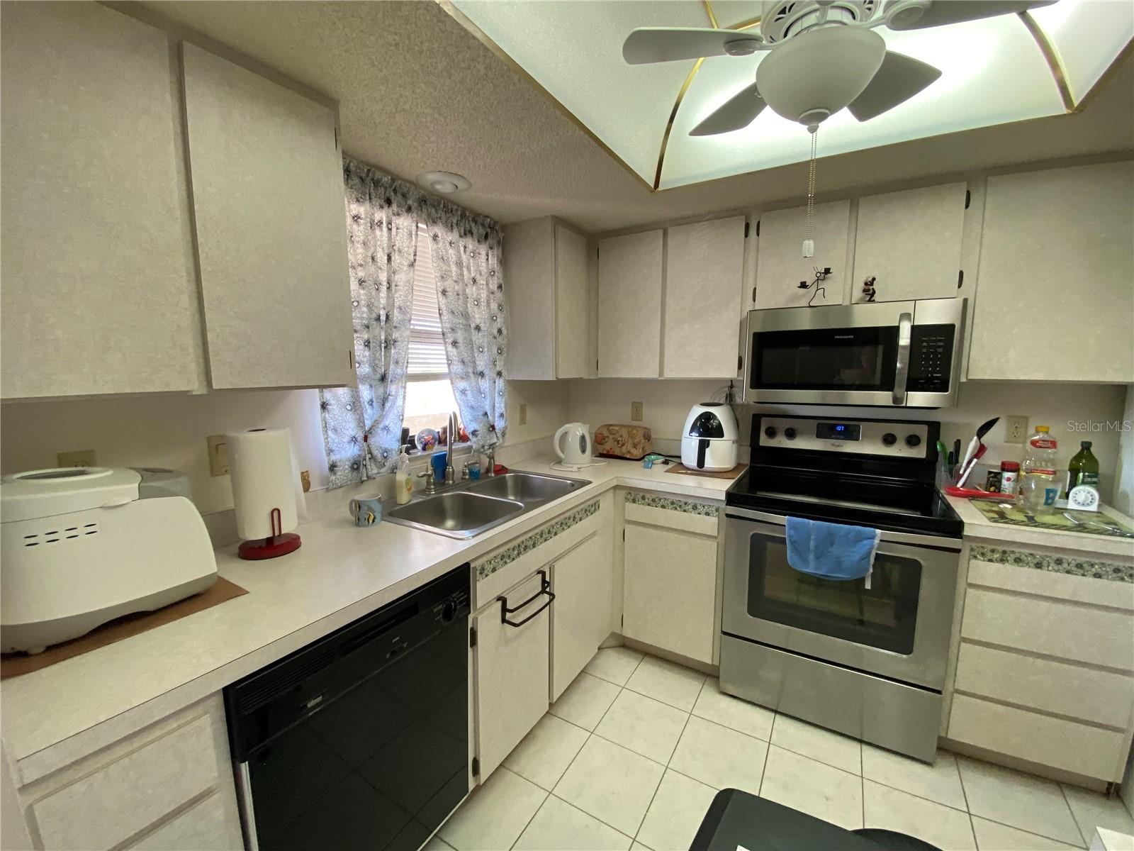 2395 HARBOR BLVD #310, PORT CHARLOTTE, FL, 33952