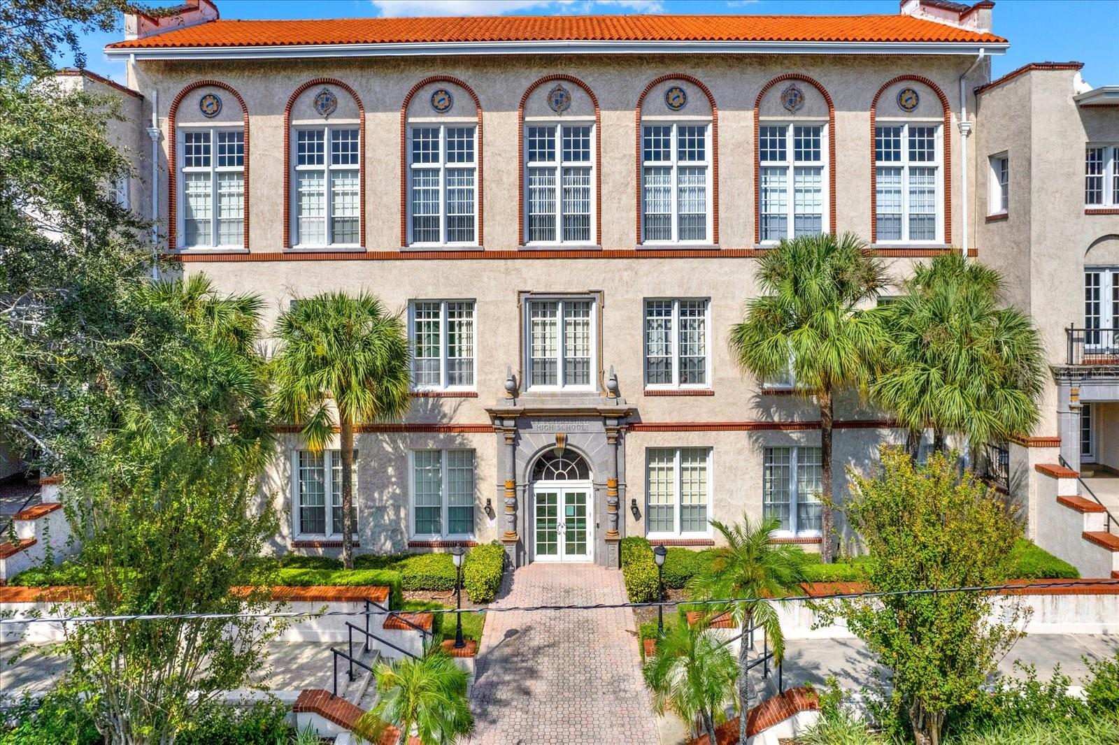 701 MIRROR LAKE DR N #403, ST PETERSBURG, FL, 33701