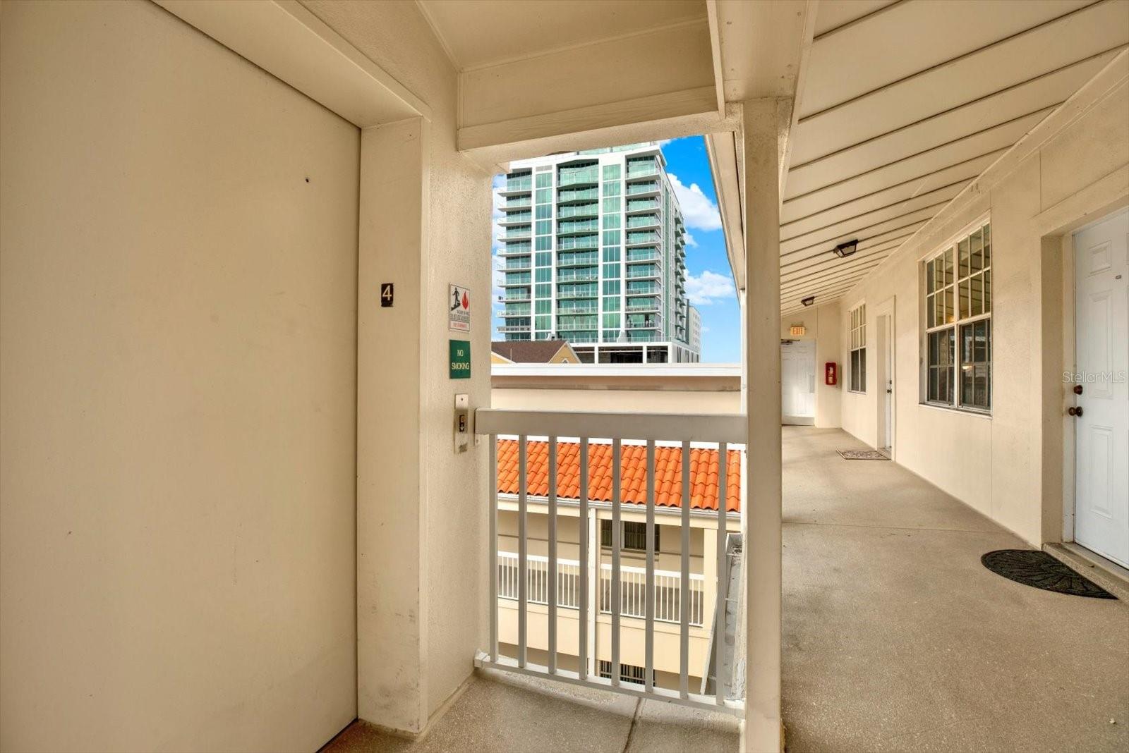 701 MIRROR LAKE DR N #403, ST PETERSBURG, FL, 33701