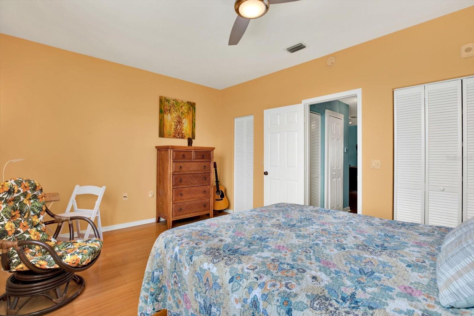 701 MIRROR LAKE DR N #403, ST PETERSBURG, FL, 33701