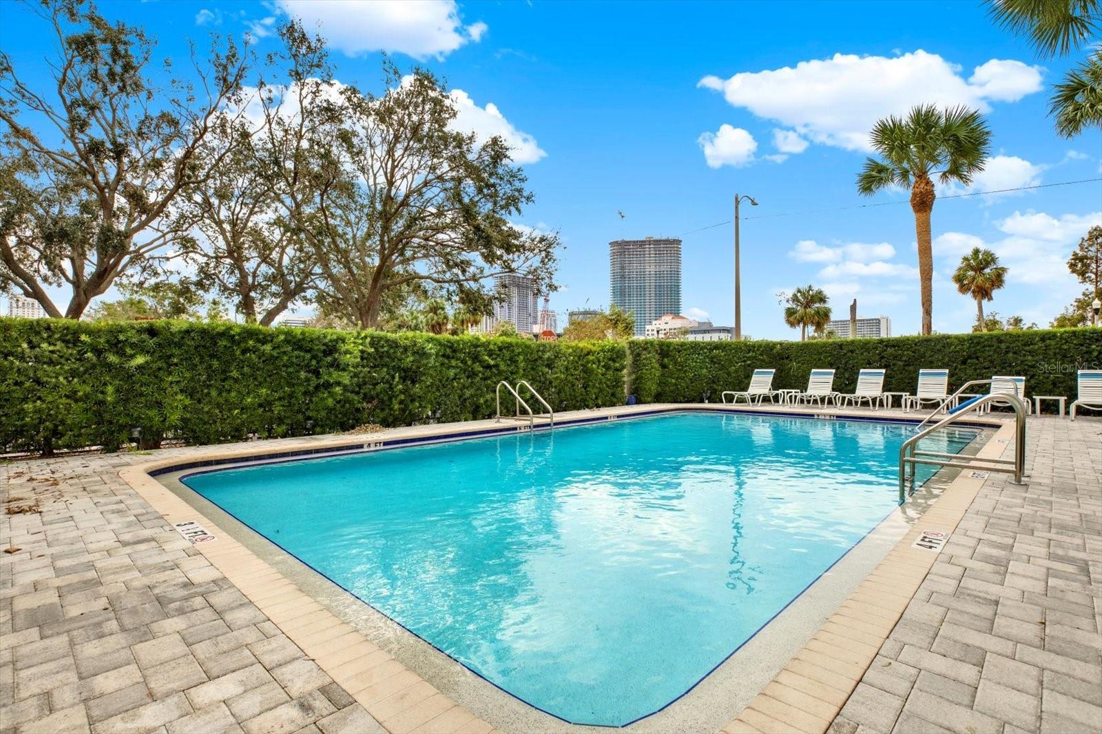 701 MIRROR LAKE DR N #403, ST PETERSBURG, FL, 33701