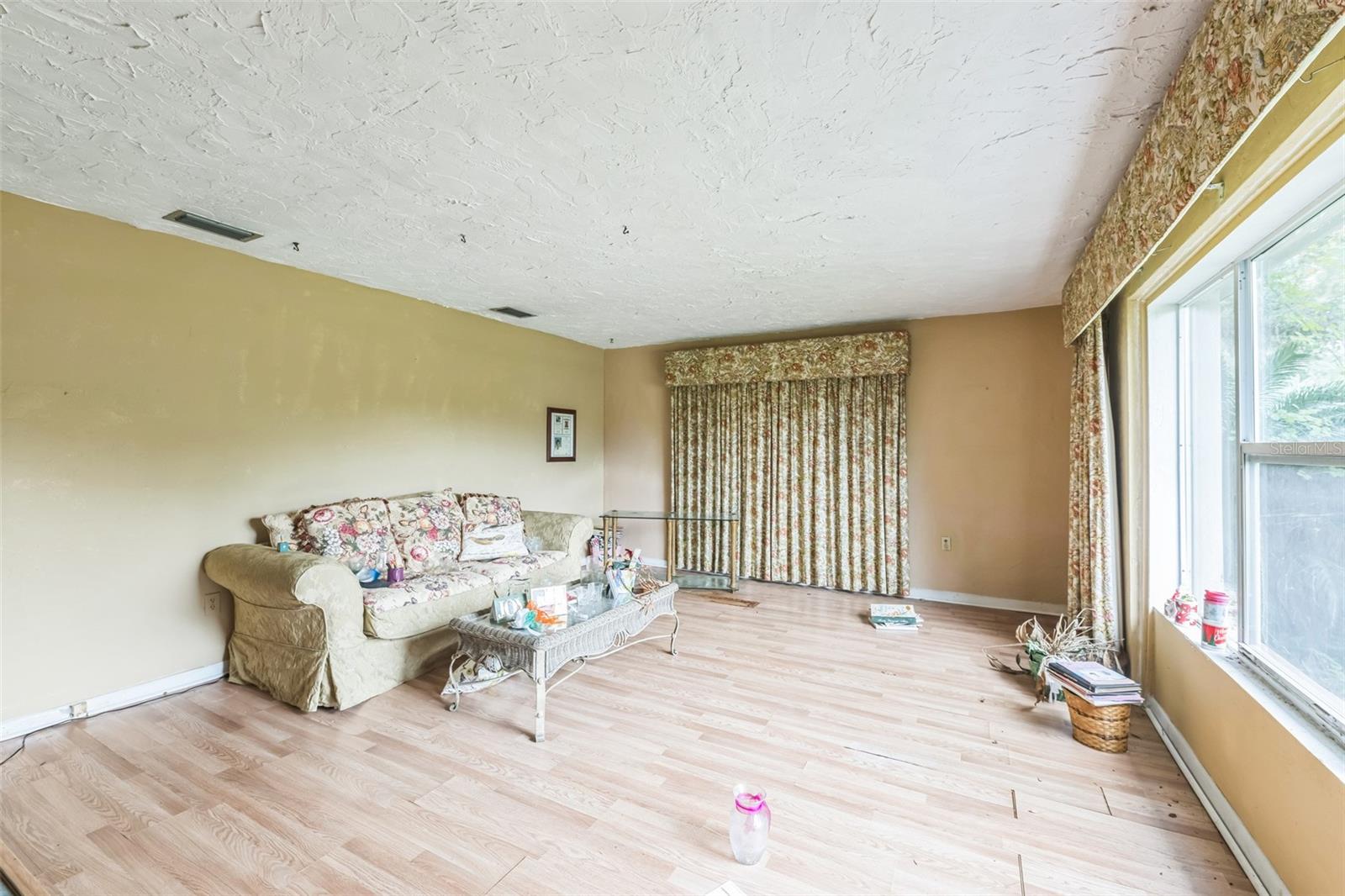 5929 N MONROE ST, TALLAHASSEE, FL, 32303