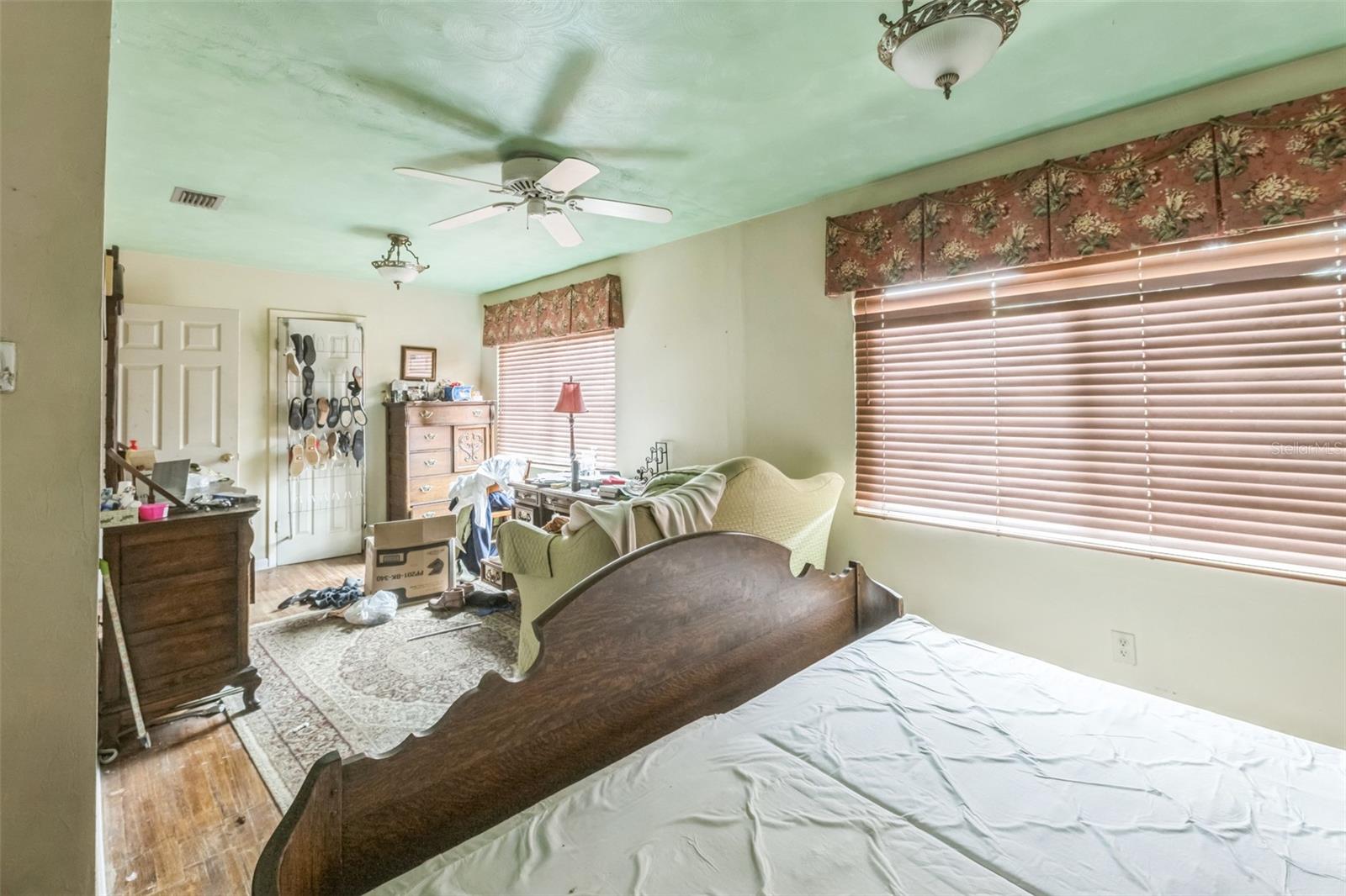 5929 N MONROE ST, TALLAHASSEE, FL, 32303
