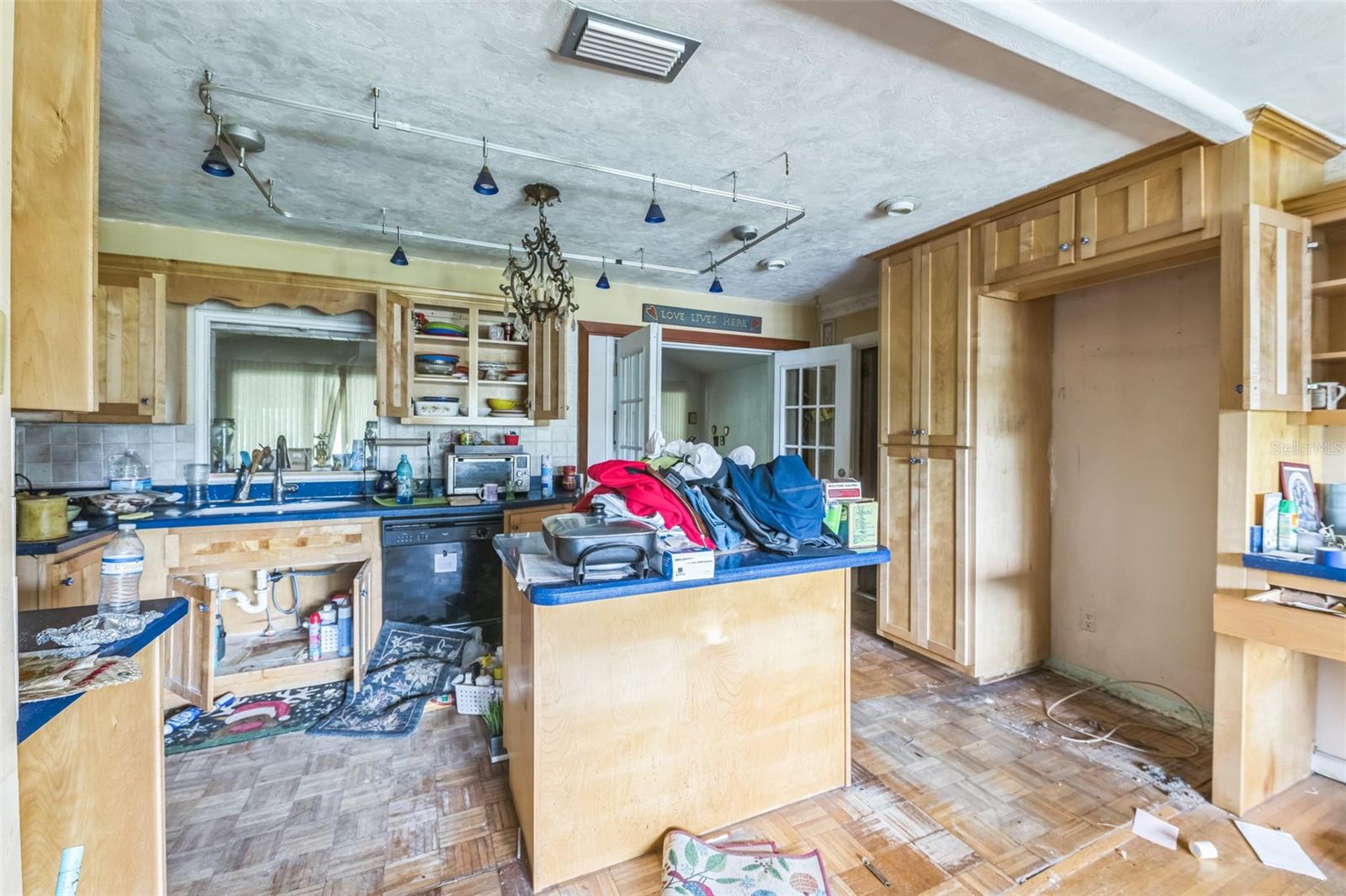 5929 N MONROE ST, TALLAHASSEE, FL, 32303